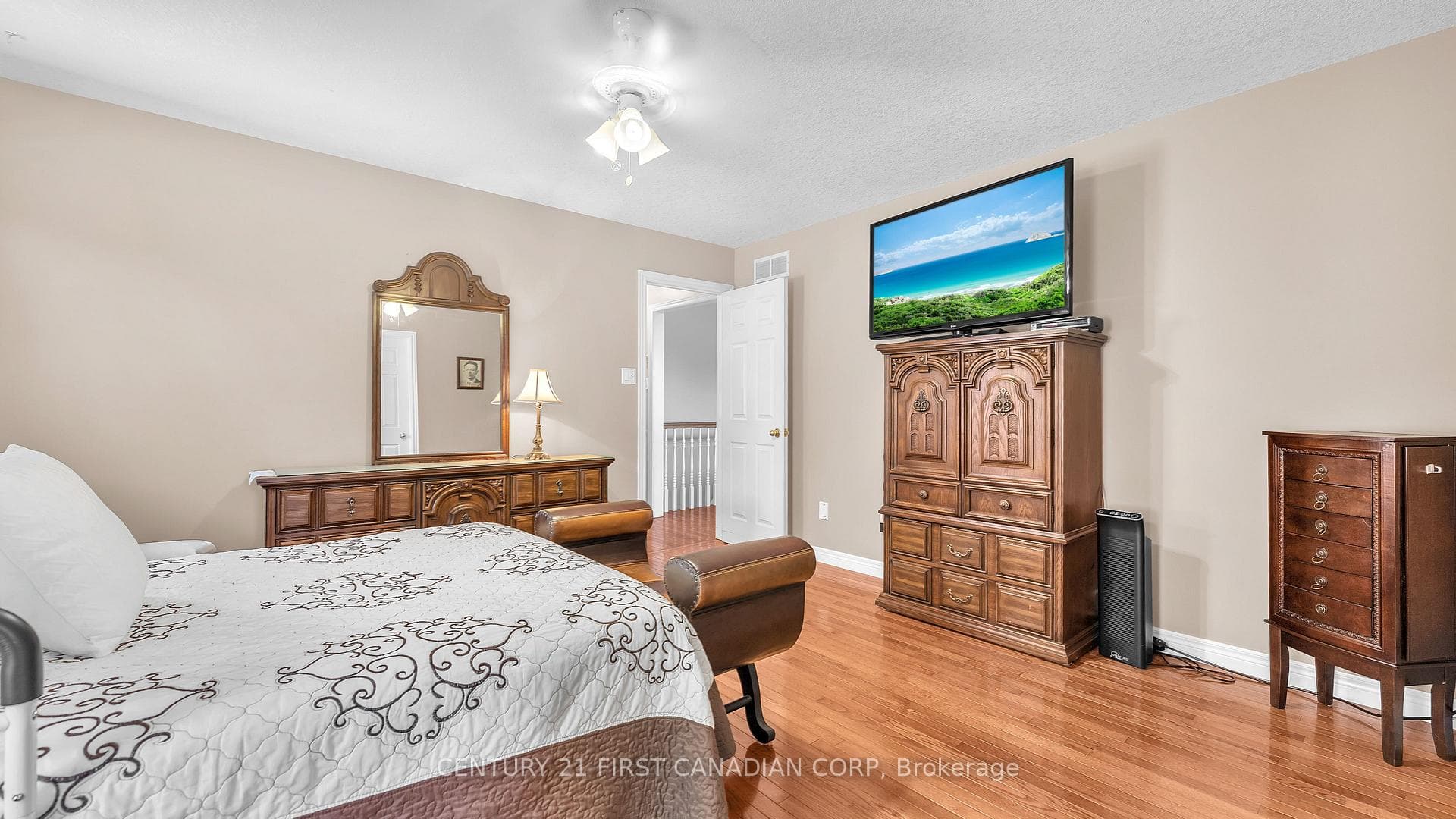 79 Wintergarden Road photo 17