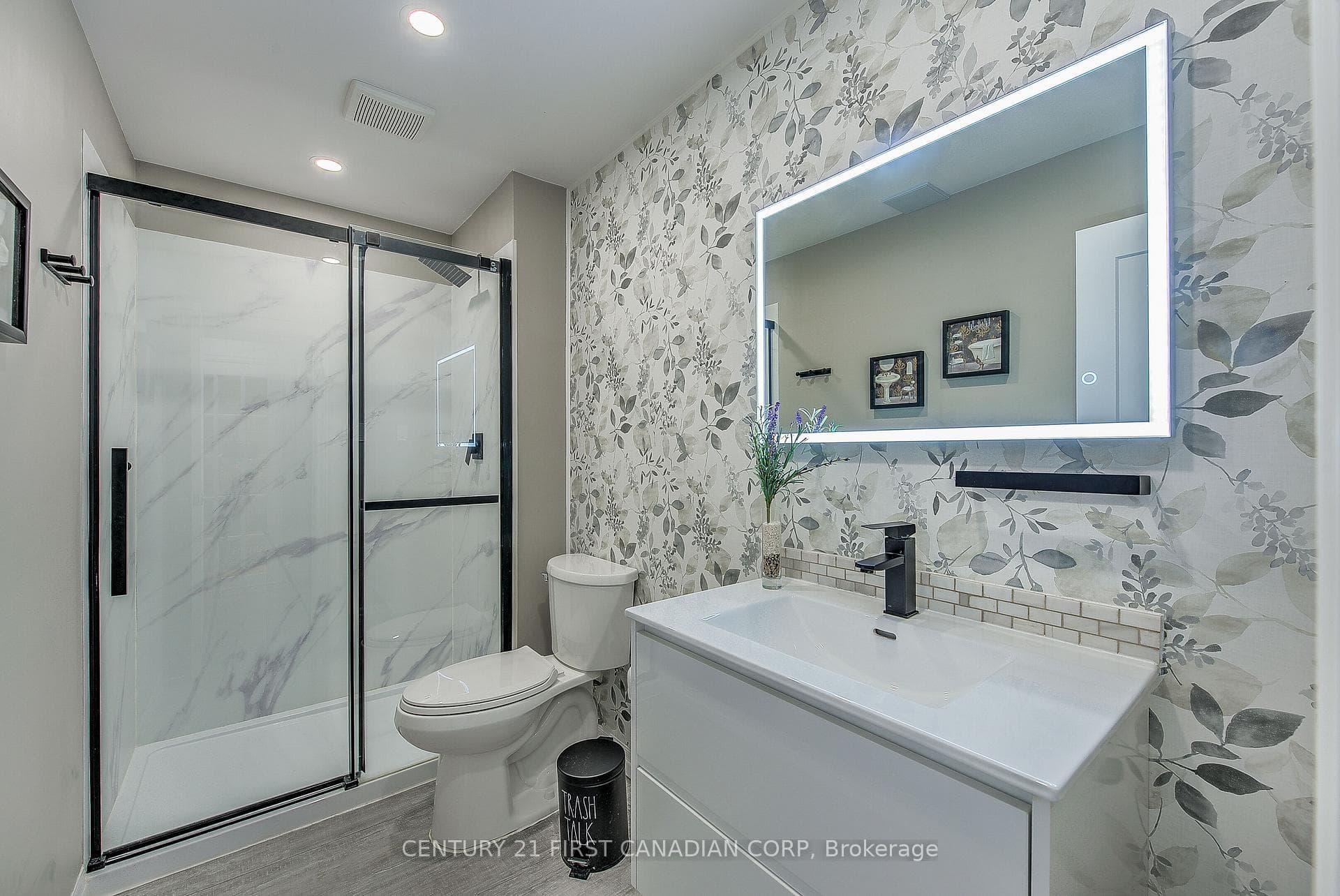 1845 Mickleborough Drive photo 27
