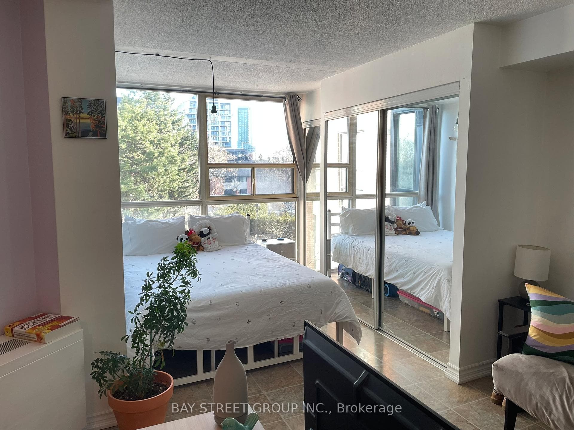 705 King Street Unit 307 photo 4
