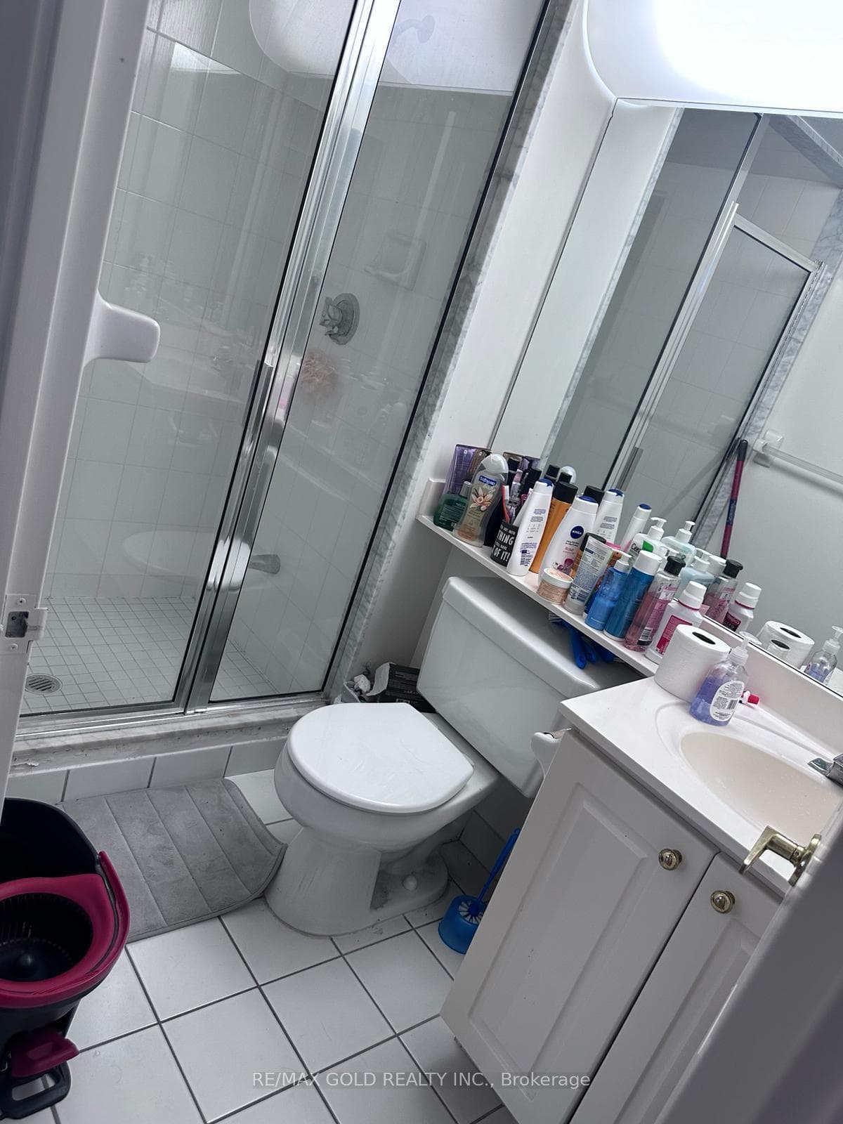 88 Corporate Drive Unit 1017 photo 6
