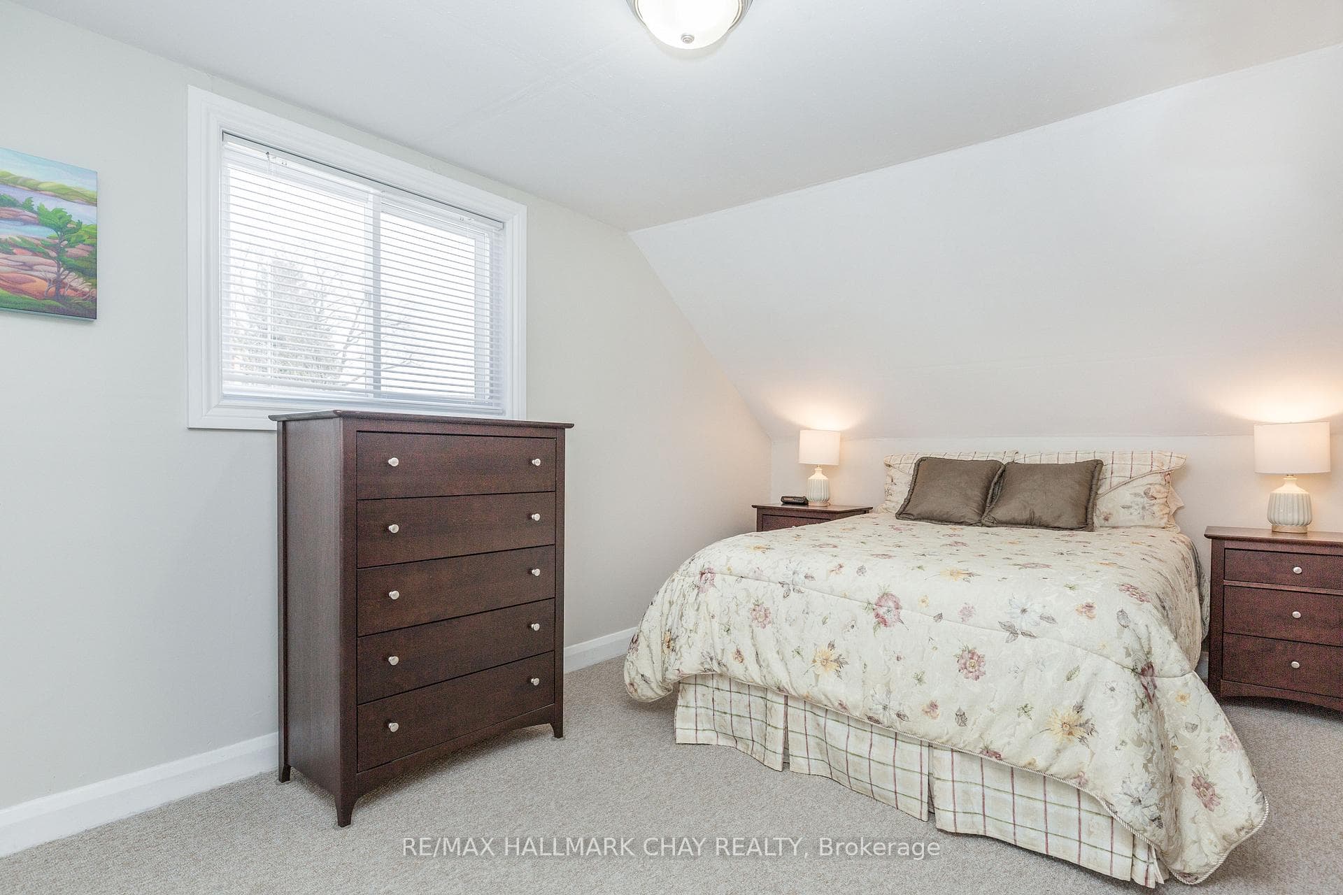 4 Dufferin Street photo 40