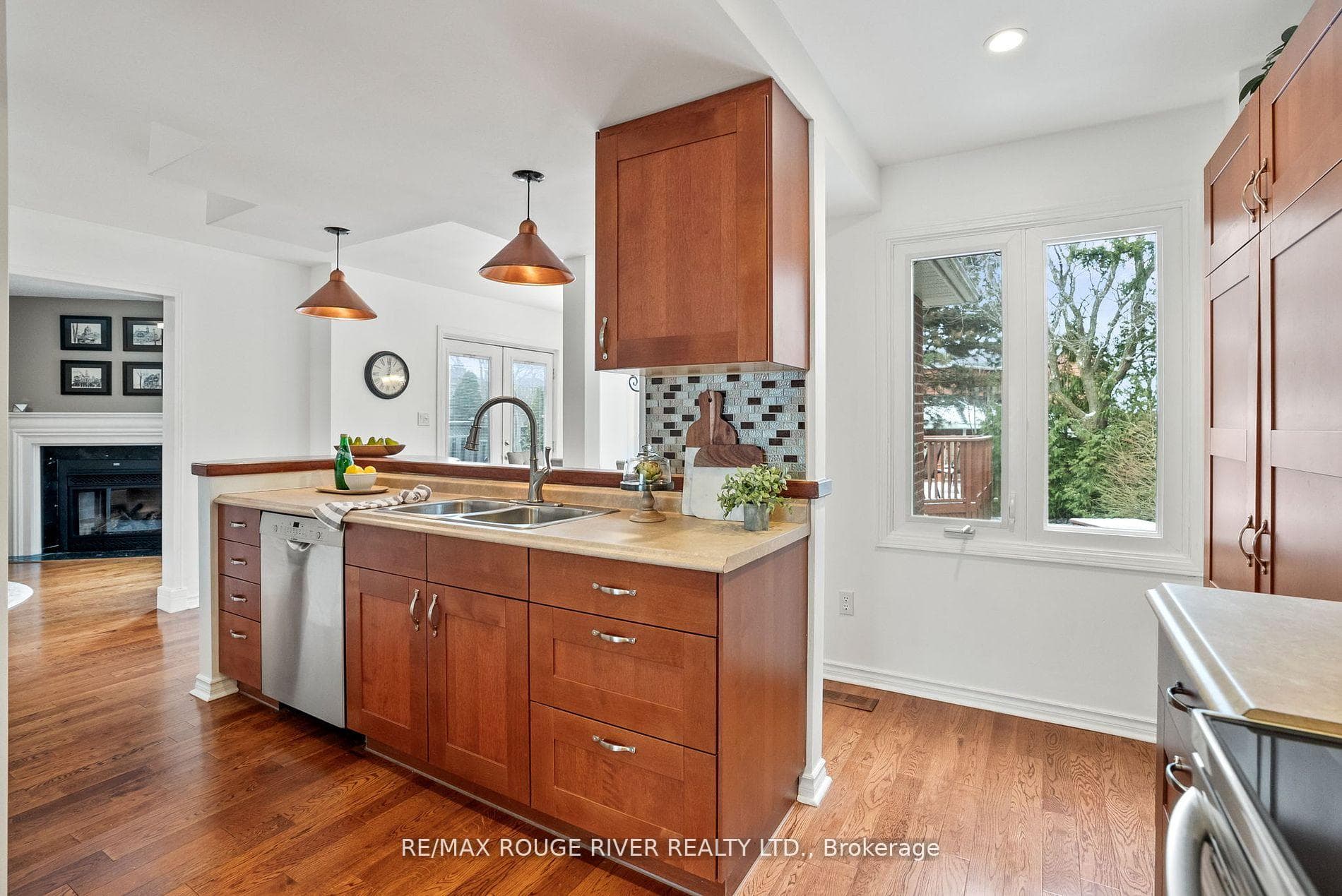 315 Brookwood Boulevard photo 8