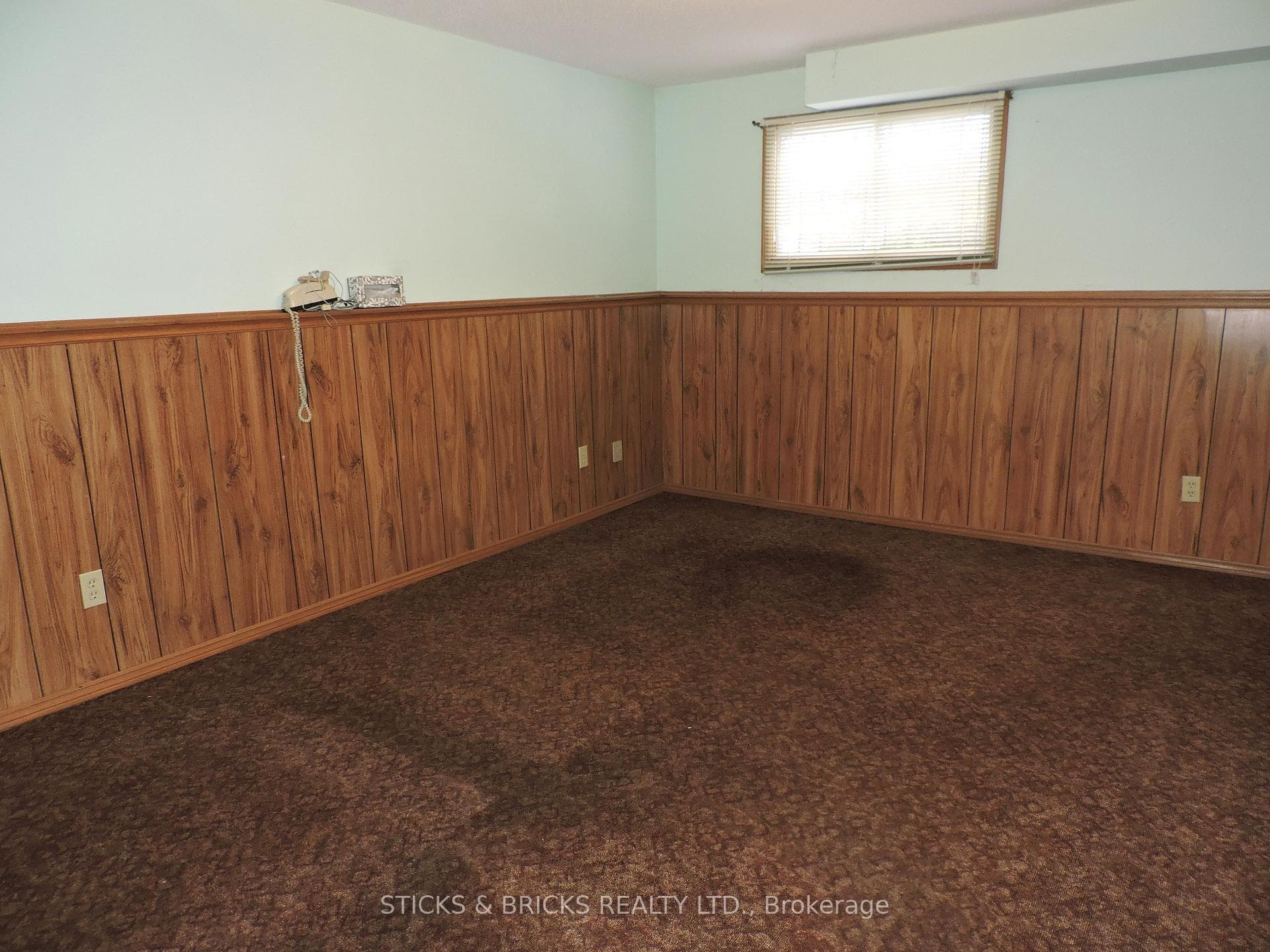 LOWER BEDROOM 1