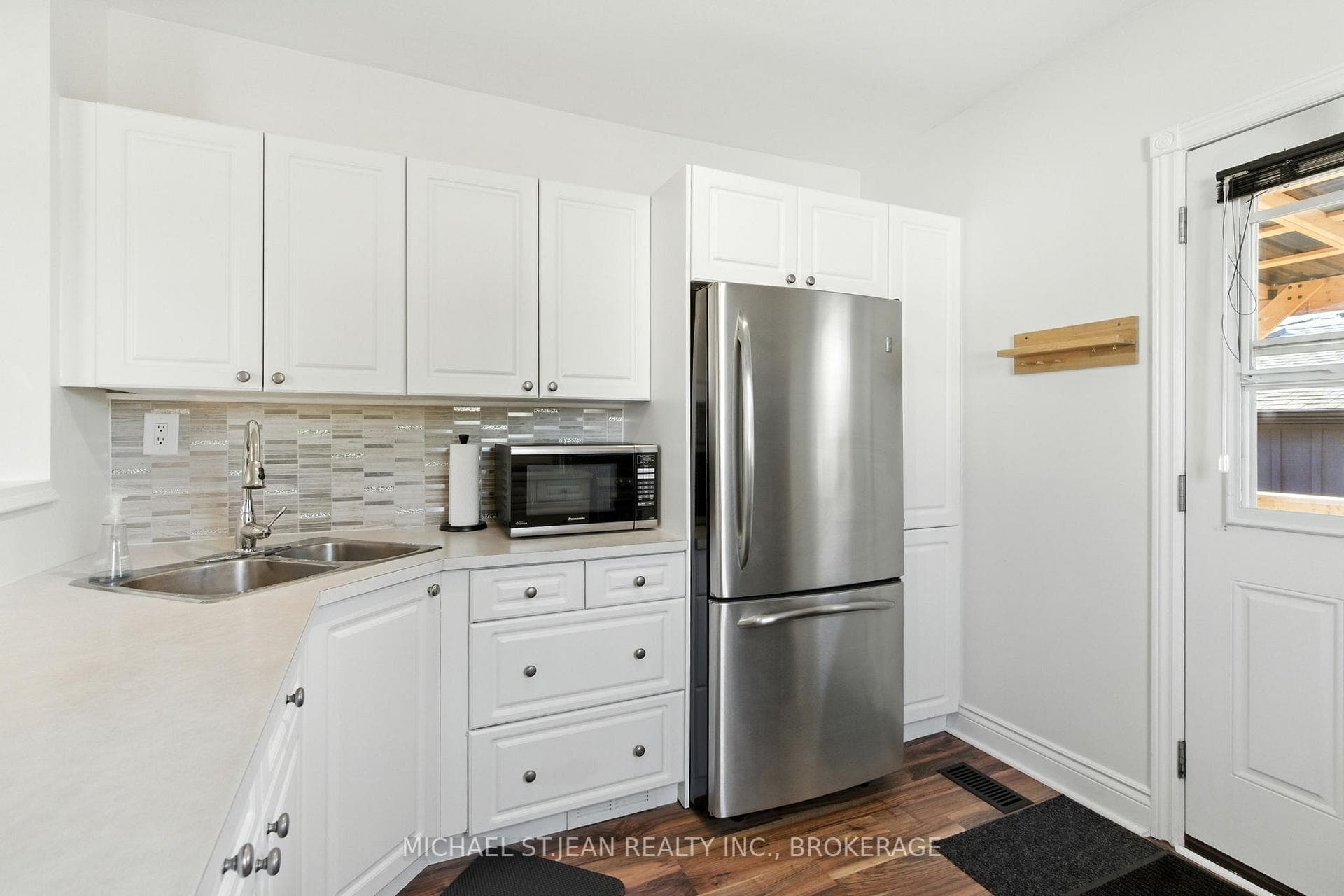 201 Fairfield Avenue photo 13