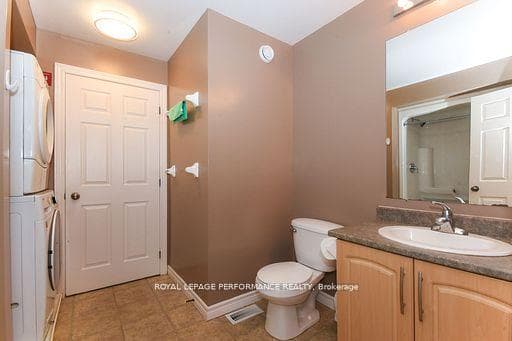 37 and 35A Cloverloft Court photo 9