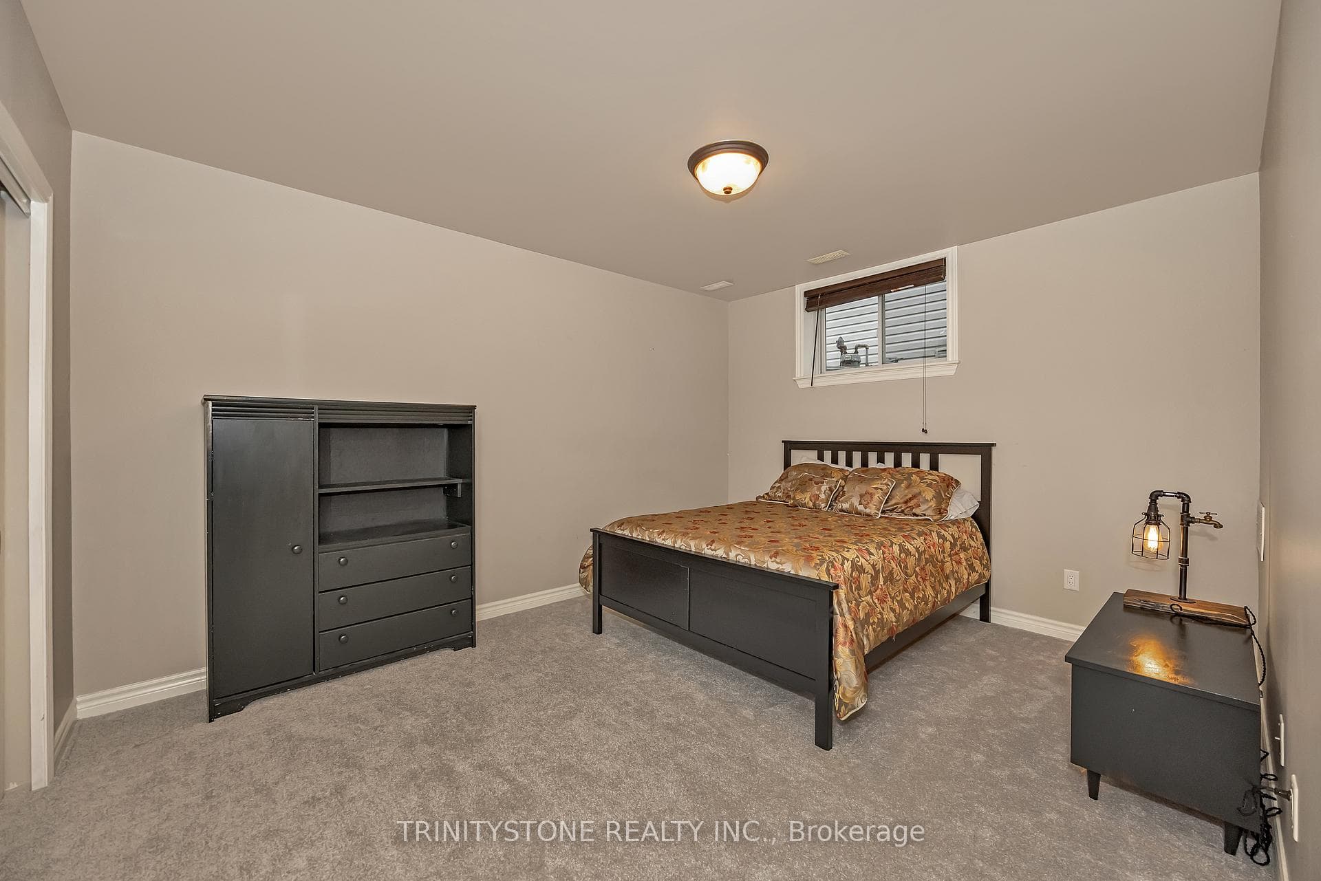 452 Landswood Way photo 39