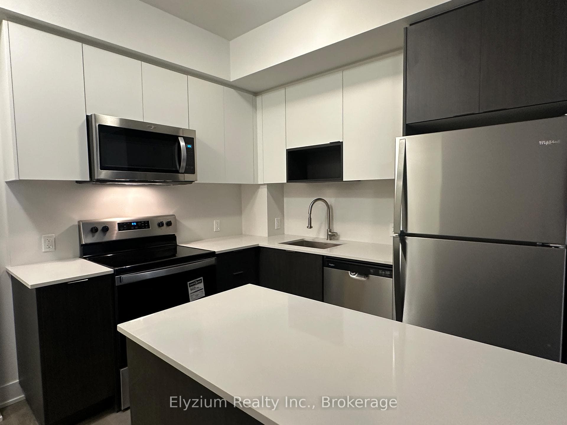 204 Burnhamthorpe Road Unit 1003 photo 24