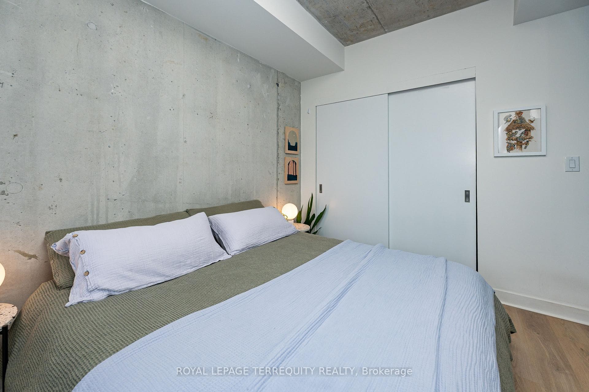 246 Logan Avenue Unit 316 photo 14