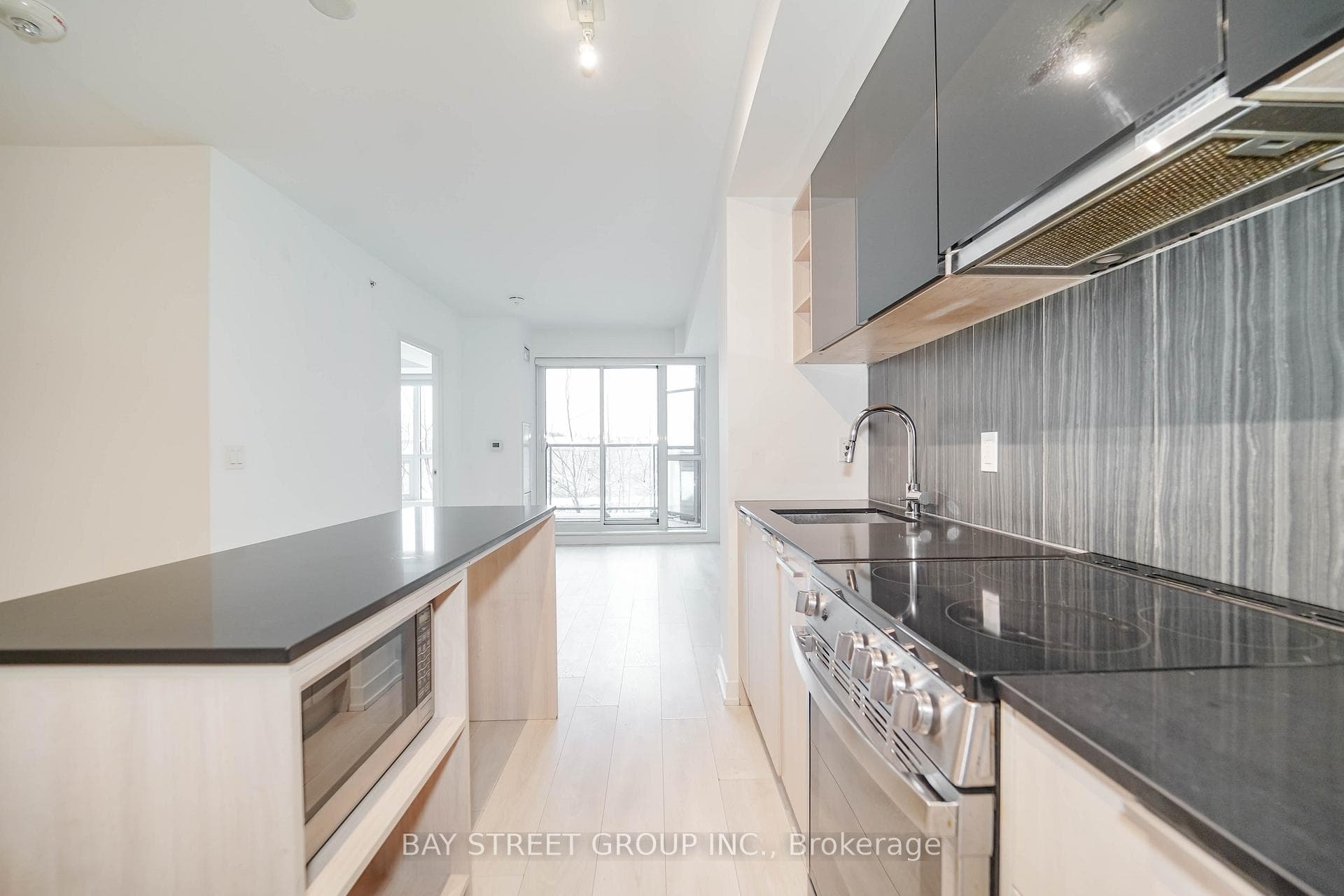 31 Tippett Road Unit 236 photo 11