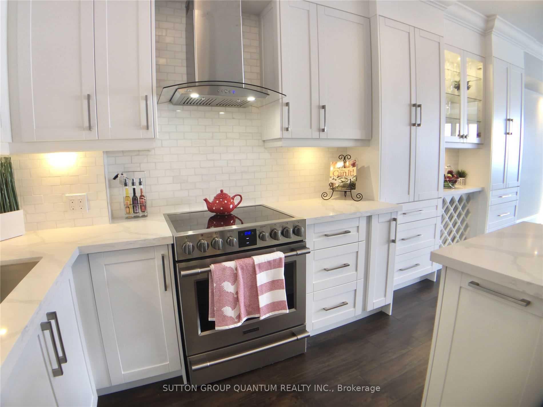 5280 Lakeshore Road Unit 1207 photo 6