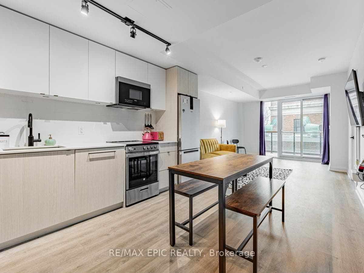 2369 Danforth Avenue Unit 317 photo 13