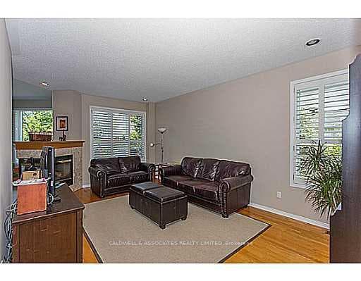 125 CORKSTOWN Road photo 4