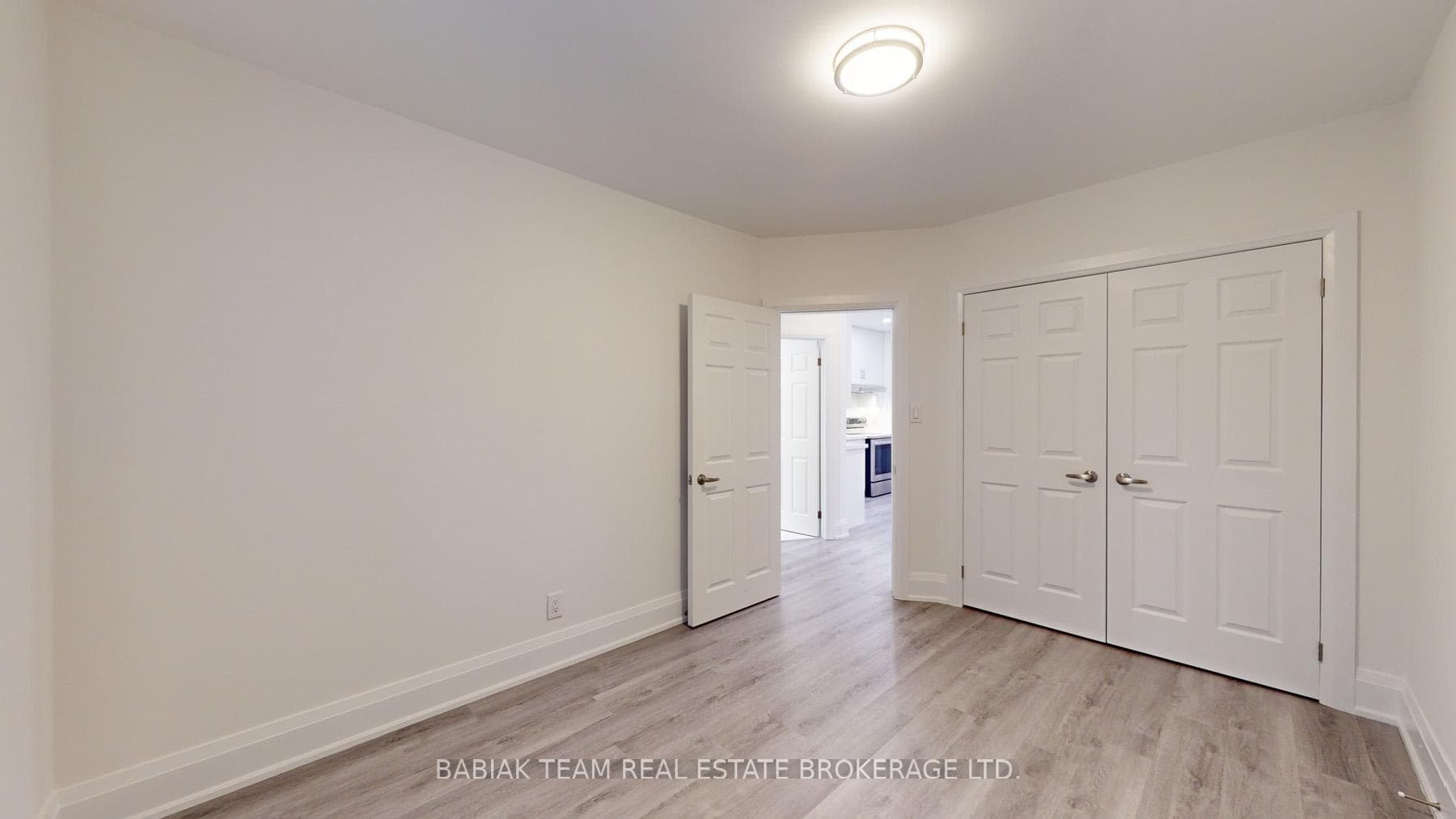 19 Grassmere Road Unit Main photo 17