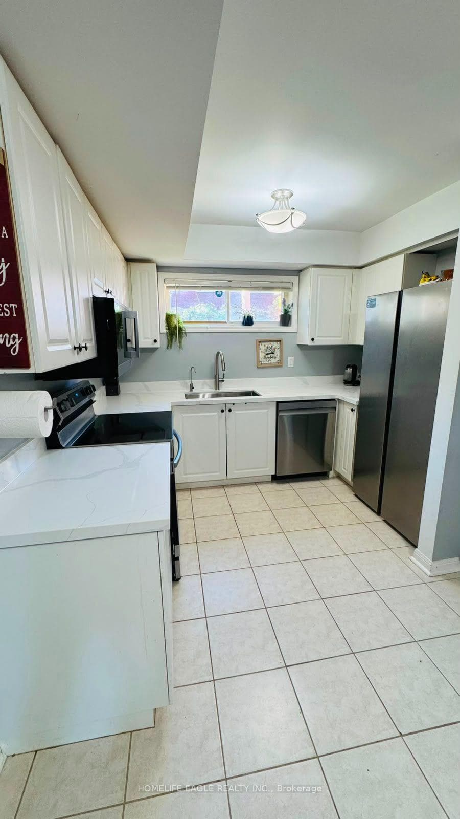 235 Ferndale Drive Unit 13 photo 4