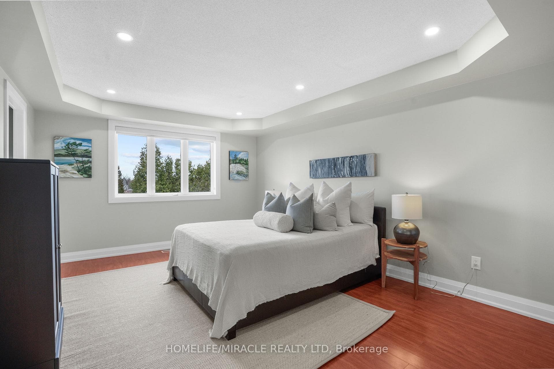 53 Thoroughbred Boulevard photo 21