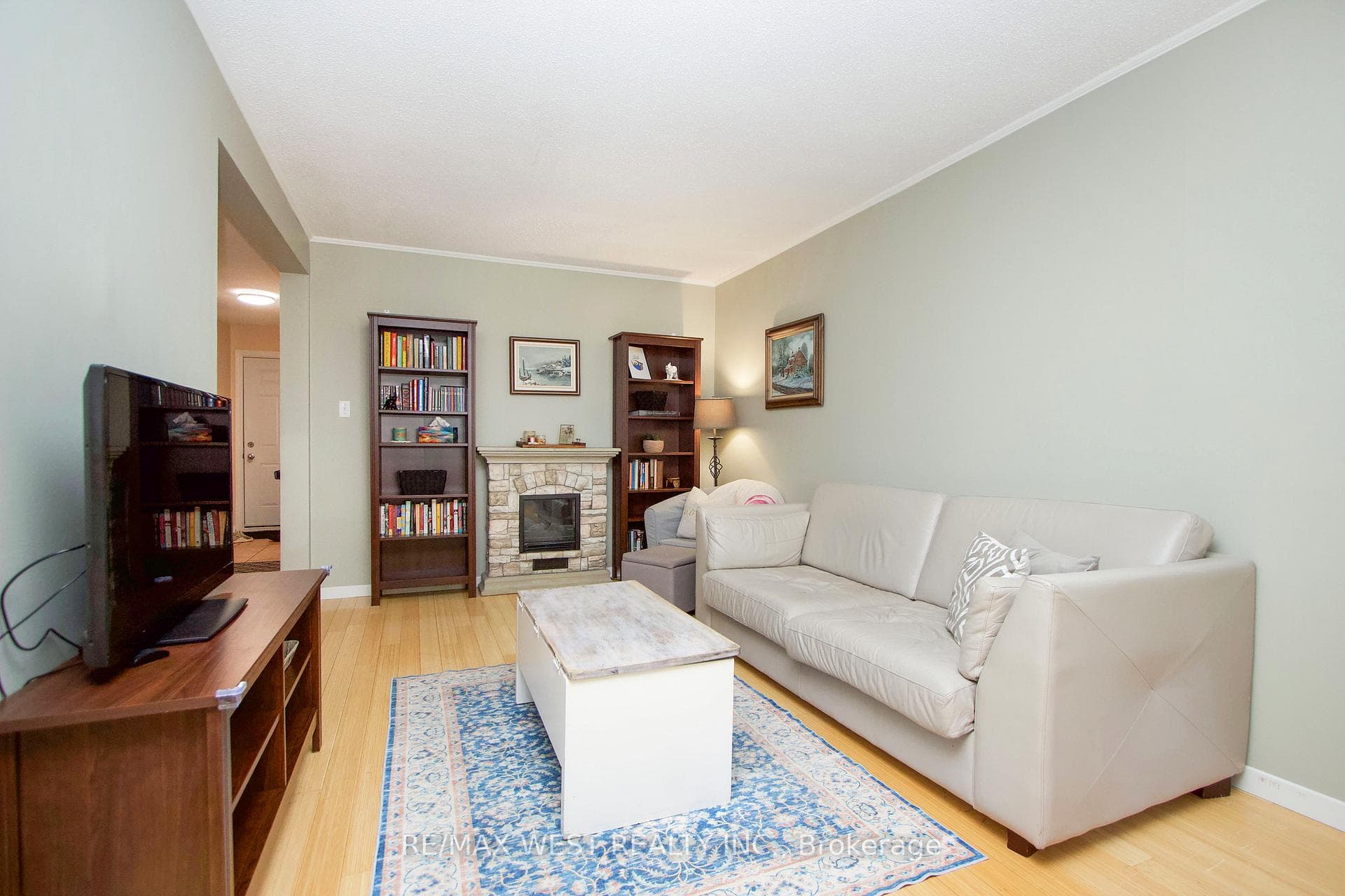 450 Bristol Crescent Unit 45 photo 13