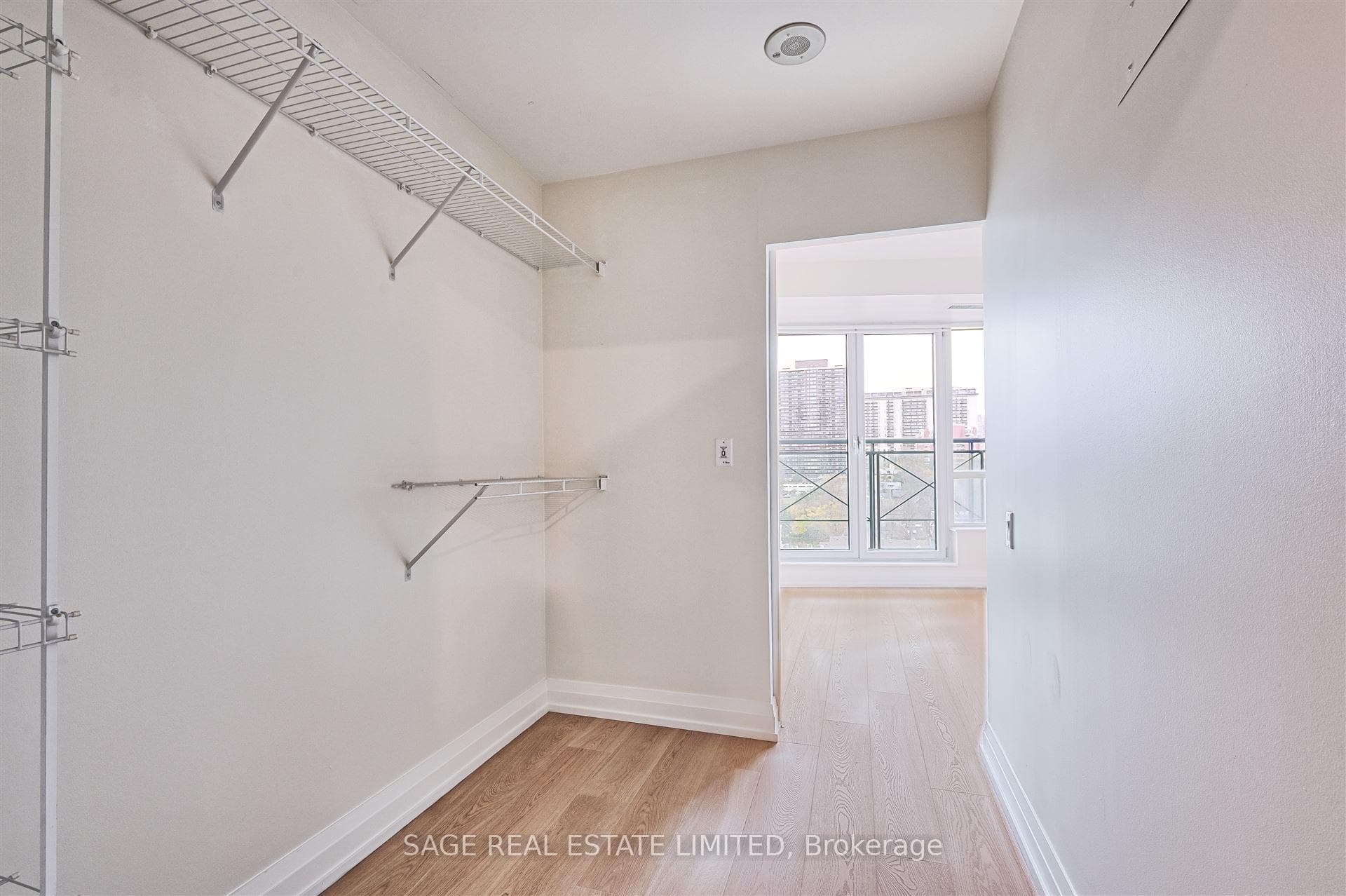 20 Scrivener Square Unit 906 photo 21