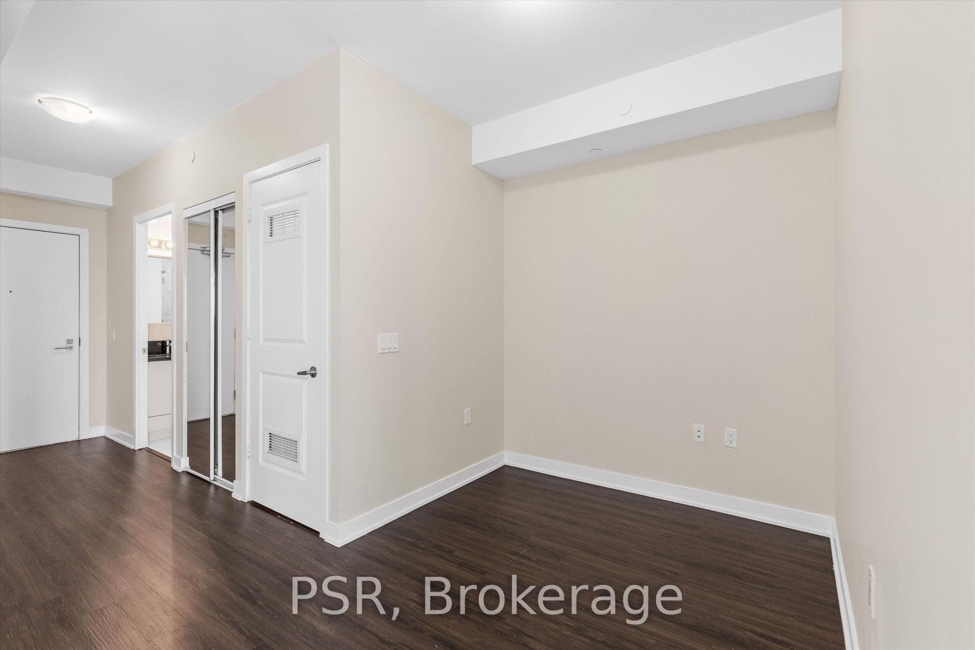 4699 Glen Erin Drive Unit 407 photo 15