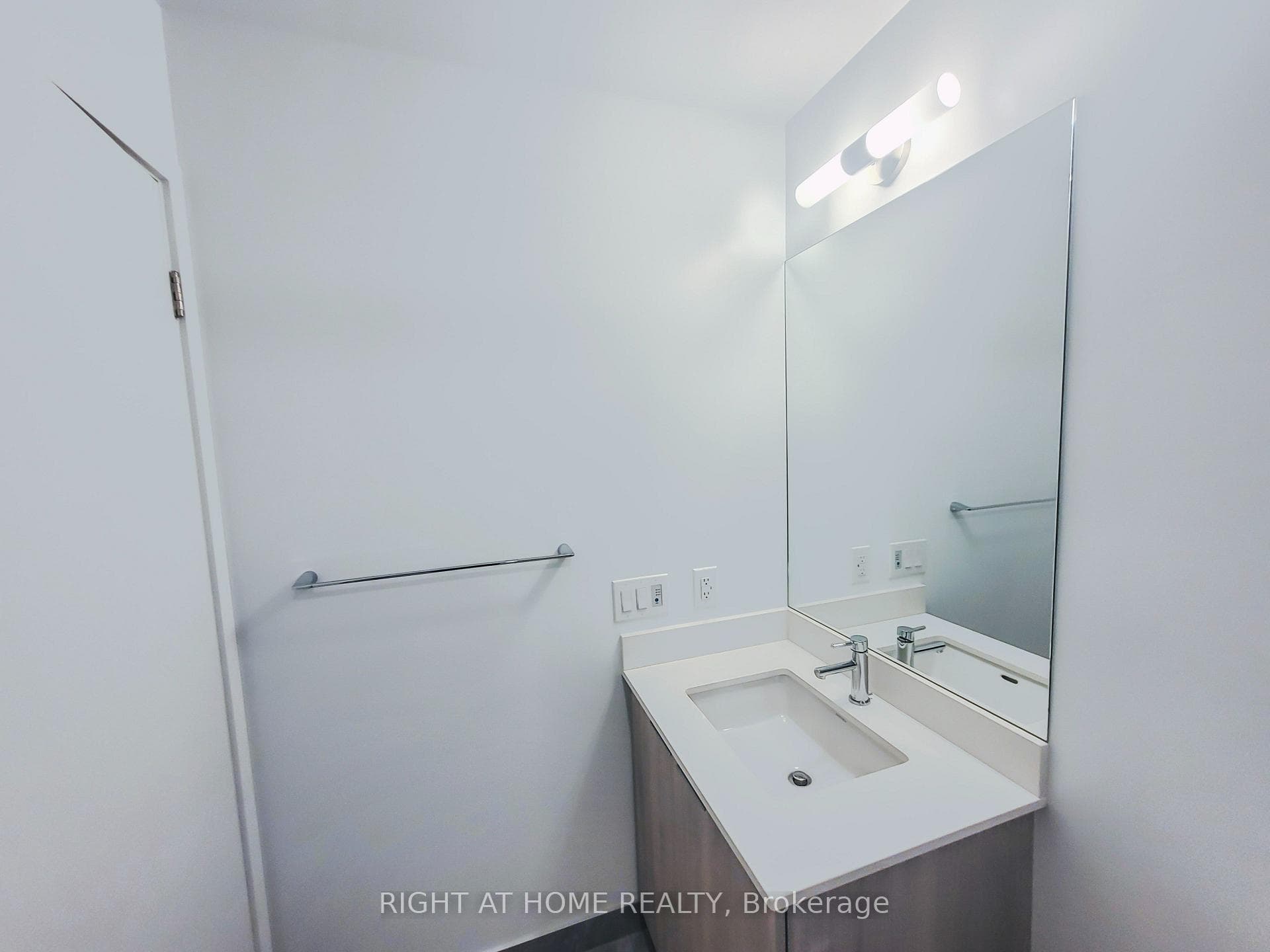 395 Square One Drive Unit 315 photo 7