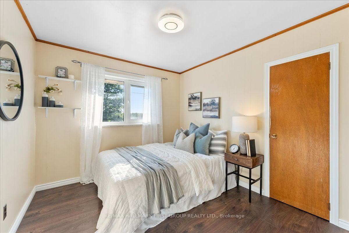 121 Nappadale Street photo 24