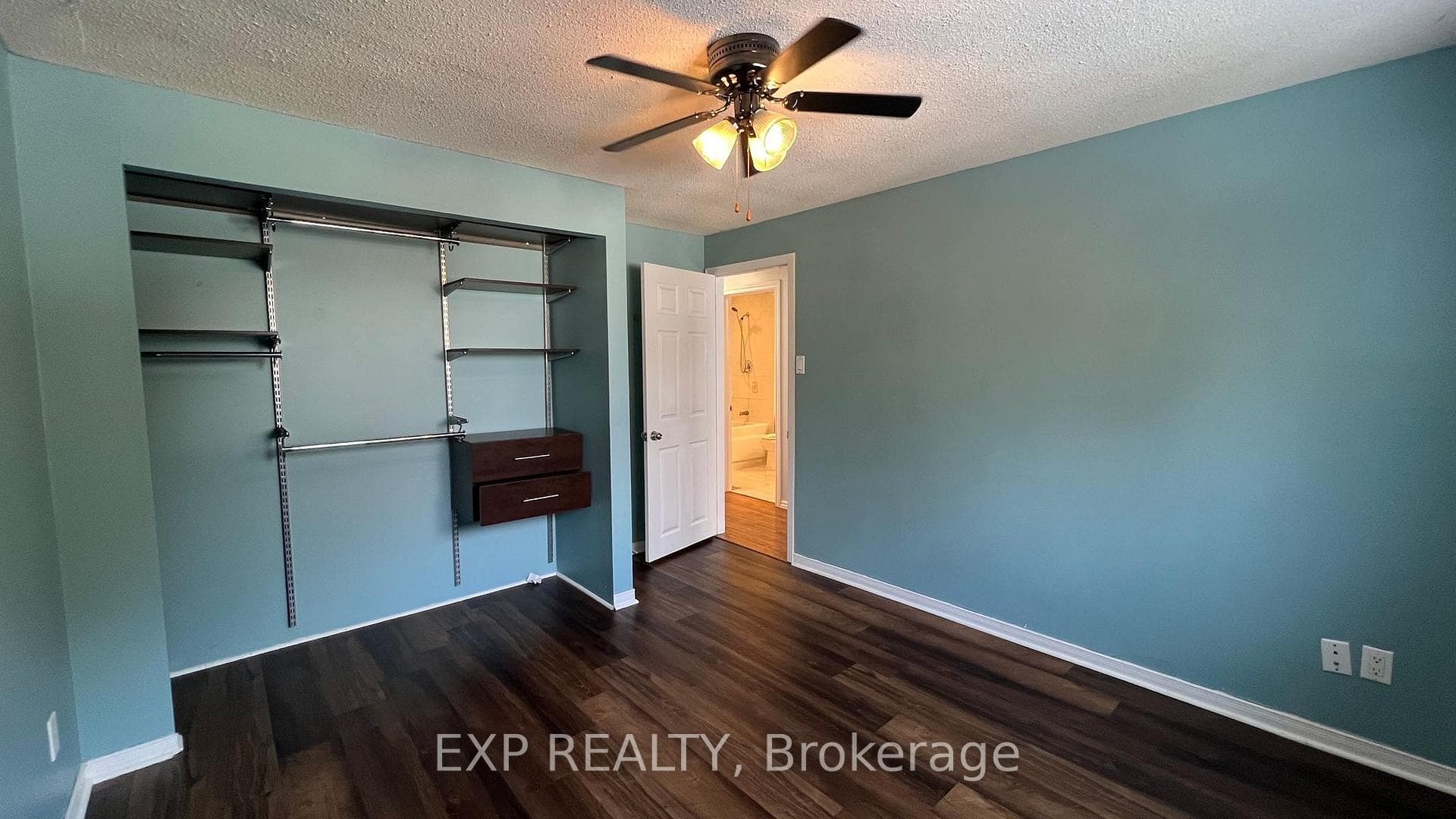 450 Drummerhill Crescent photo 9