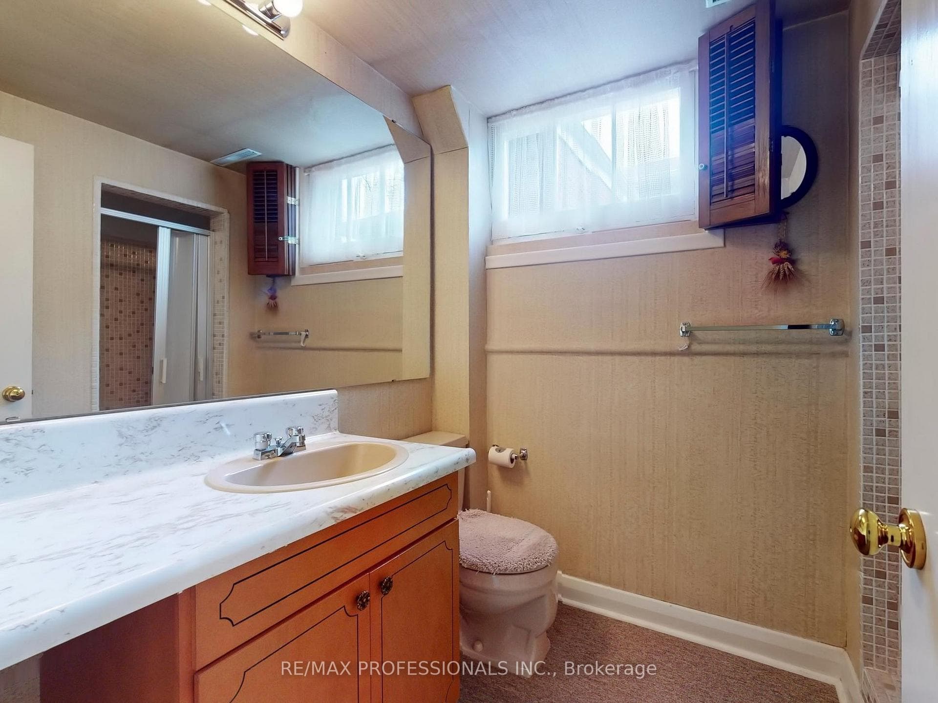 116 Shaver Avenue photo 26