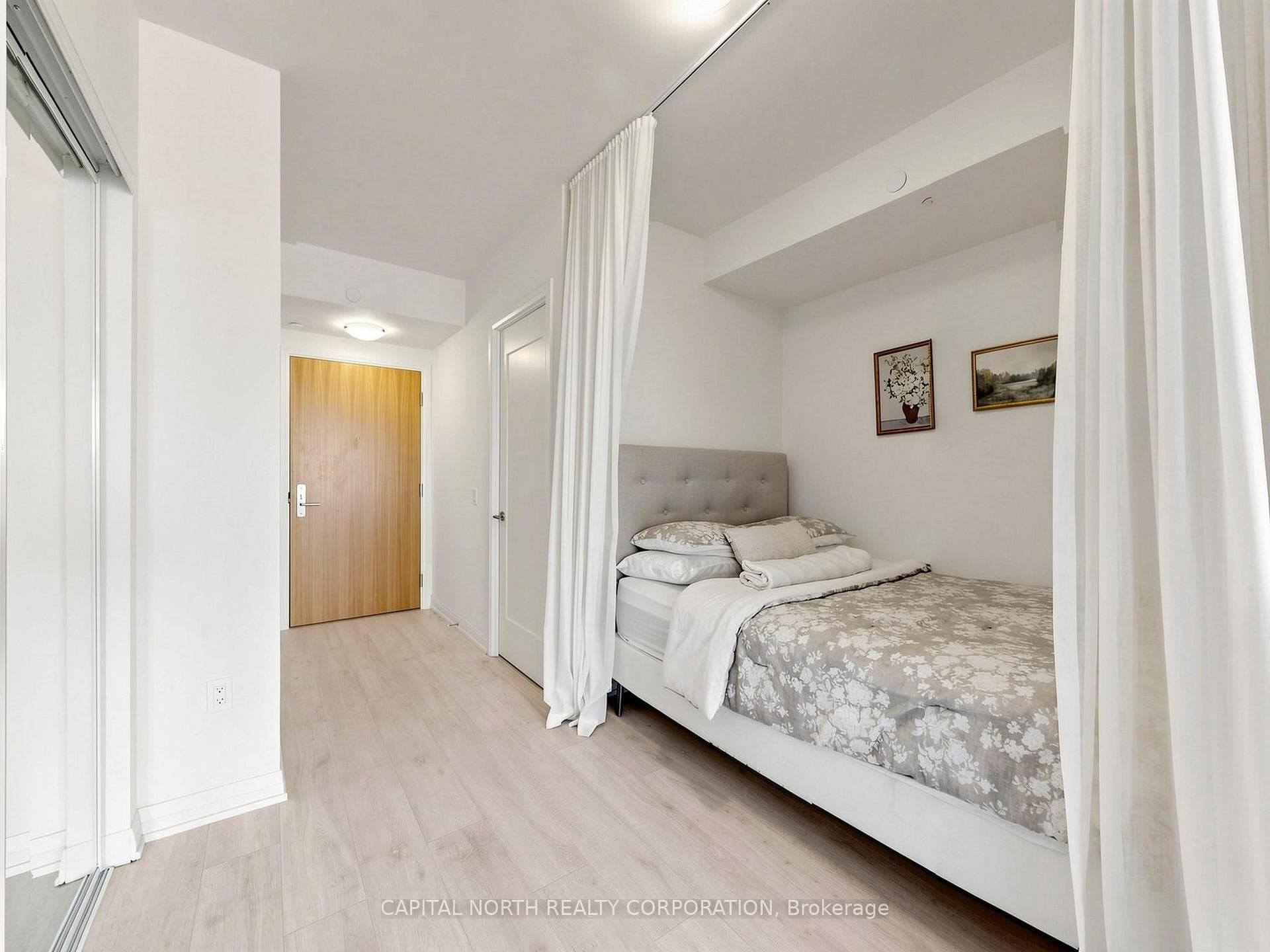 8960 Jane Street Unit 329 photo 16