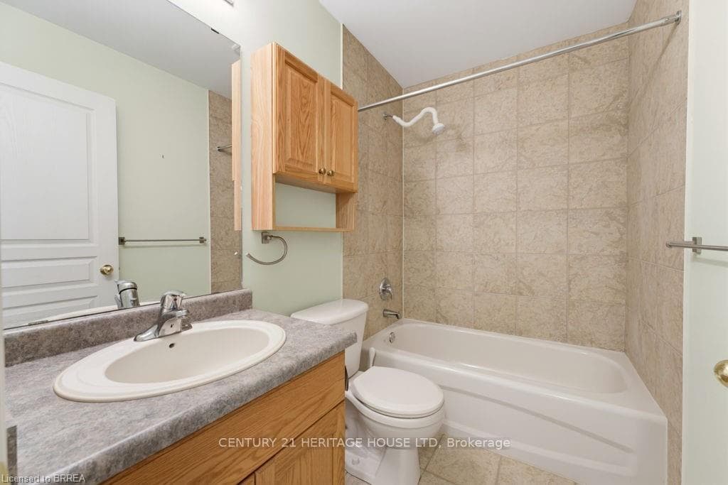 30 Cobblestone Drive photo 25