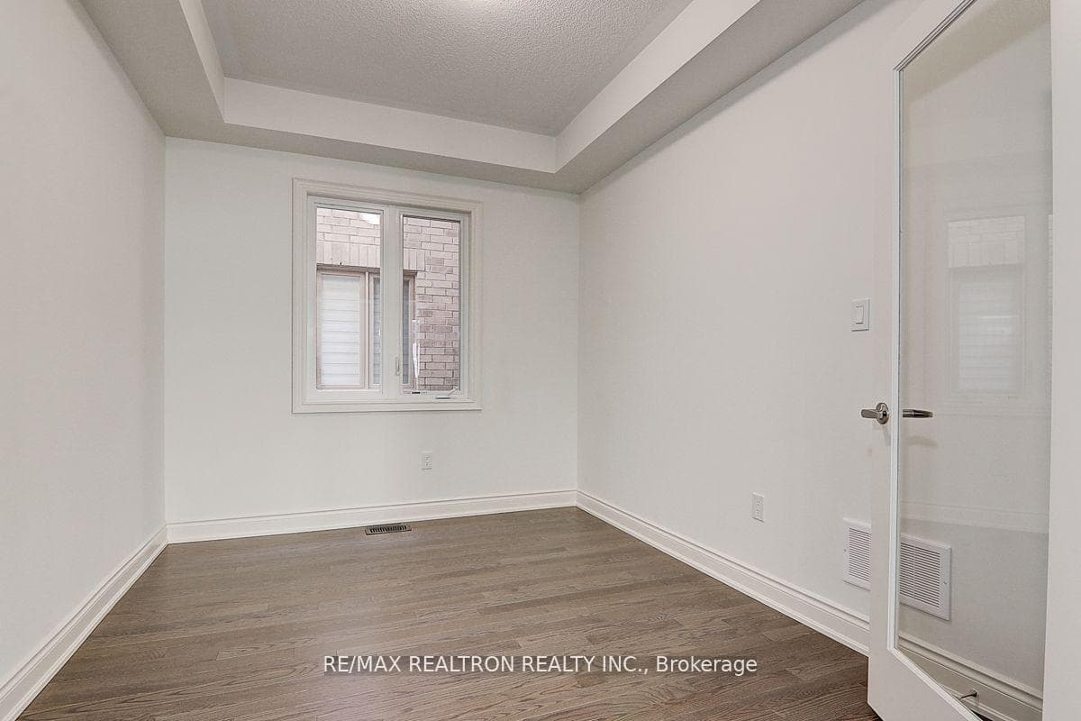 263 Mckean Drive photo 21
