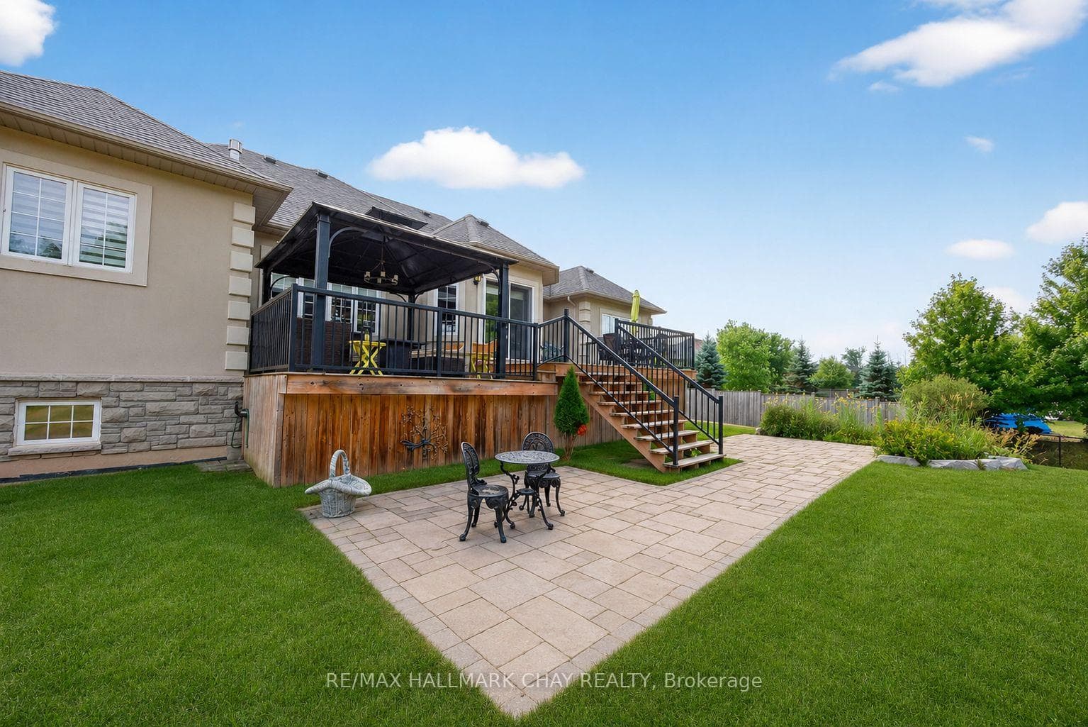 16 Basswood Drive photo 31