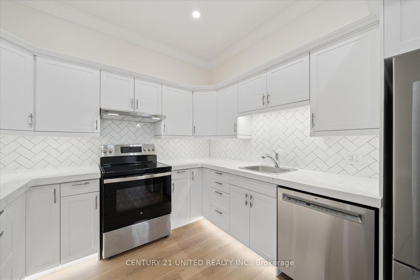 1027 Willcox Street Unit 202 photo 12