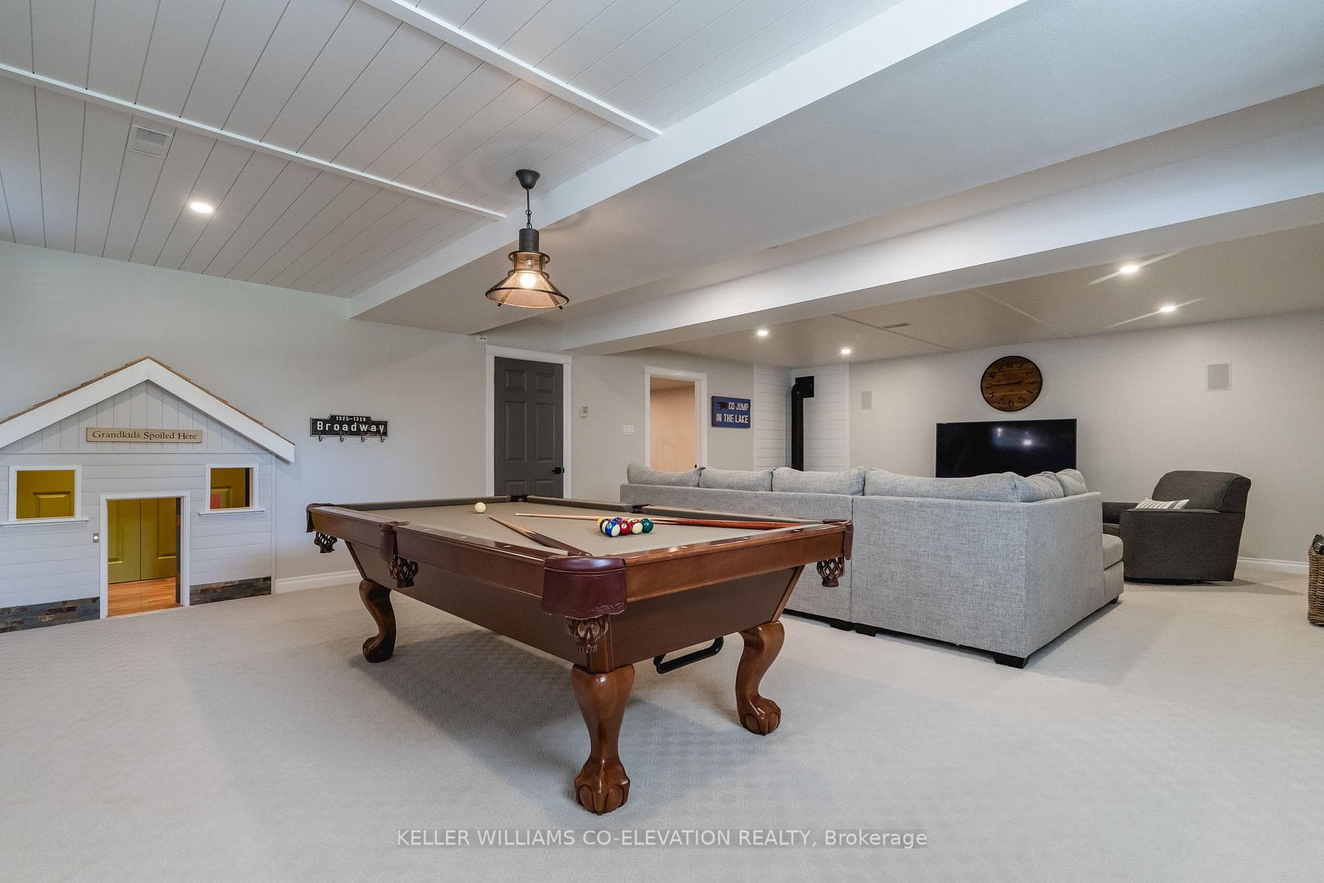 19 Perkins Drive photo 30