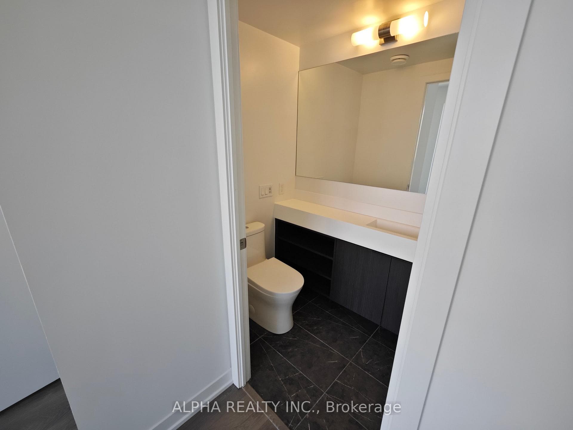 82 Dalhousie Street Unit 3801 photo 15