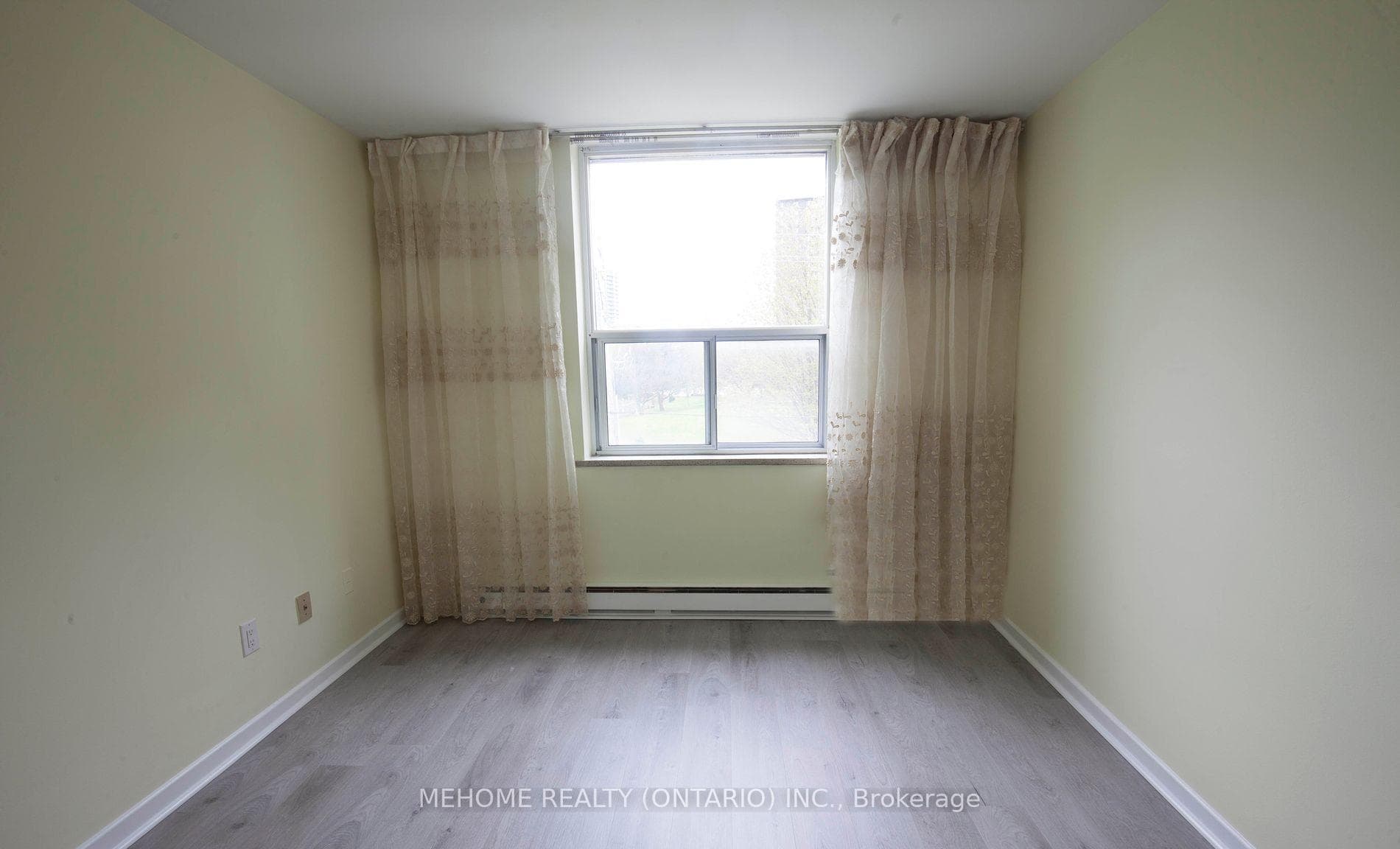 70 Old Sheppard Avenue Unit 317 photo 12