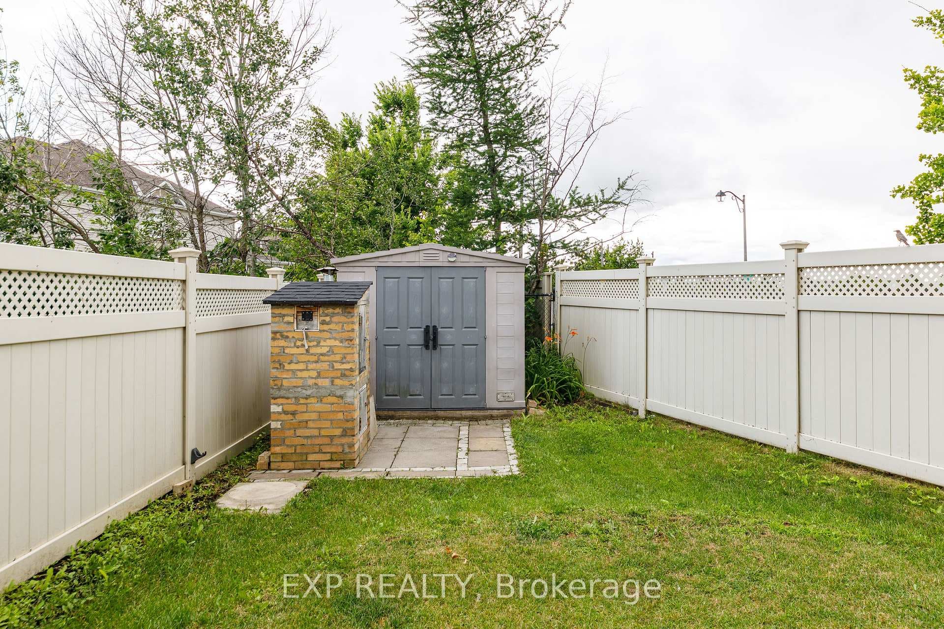 4220 Kelly Farm Drive photo 38