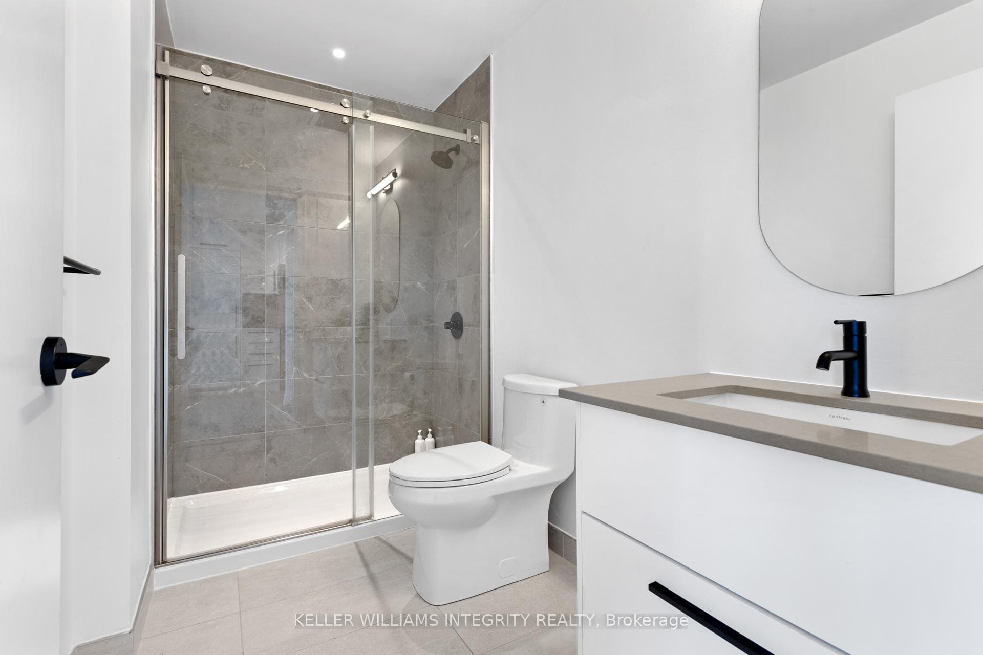 560 Rideau Street Unit 511 photo 10