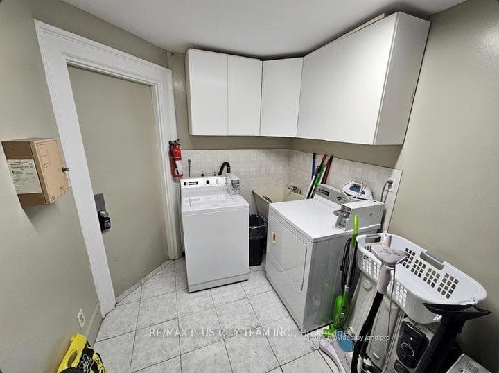 18 Dundonald Street Unit 3 photo 10