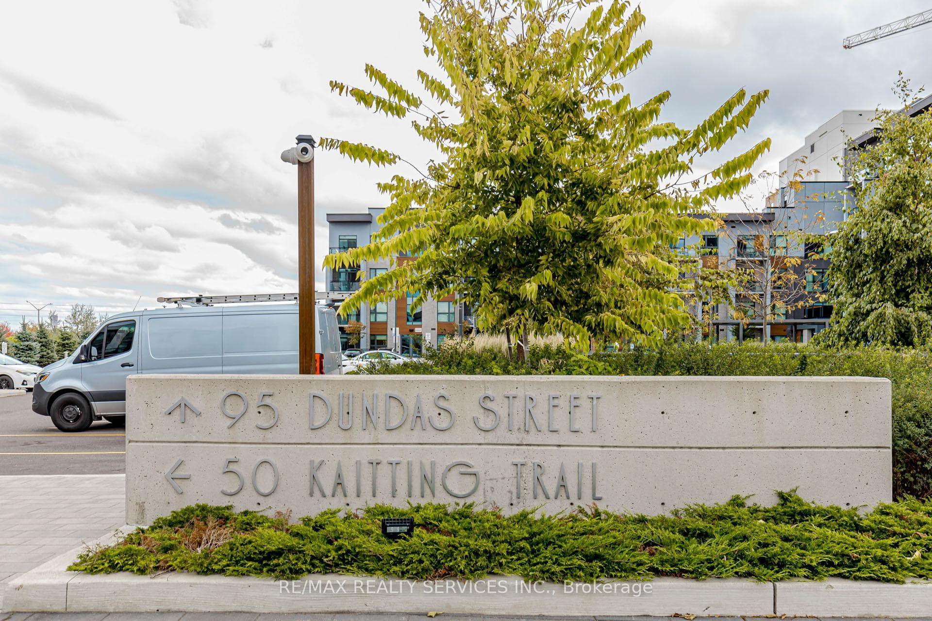 95 Dundas Street Unit 101 photo 1