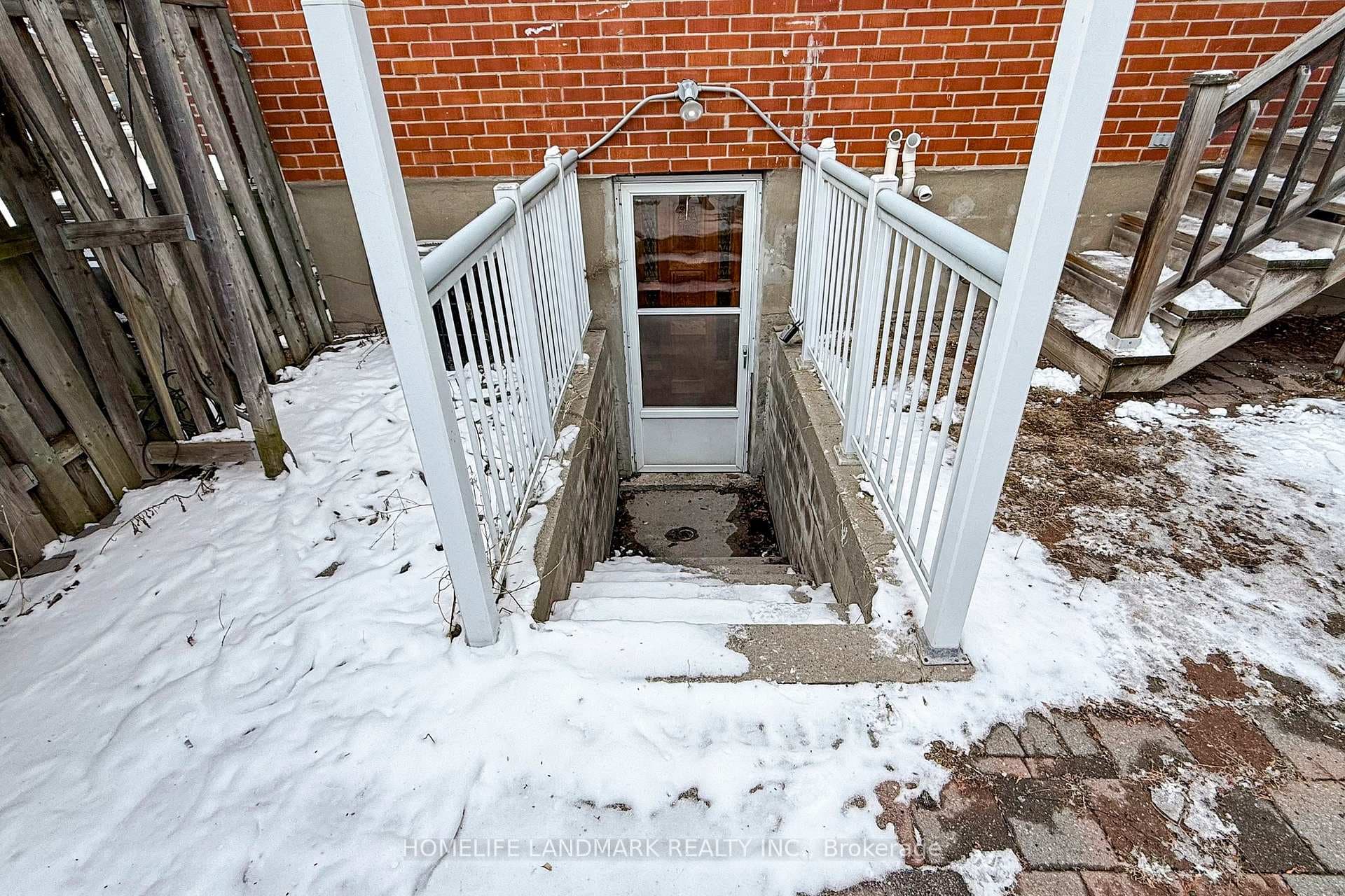 223 Pleasant Avenue photo 49