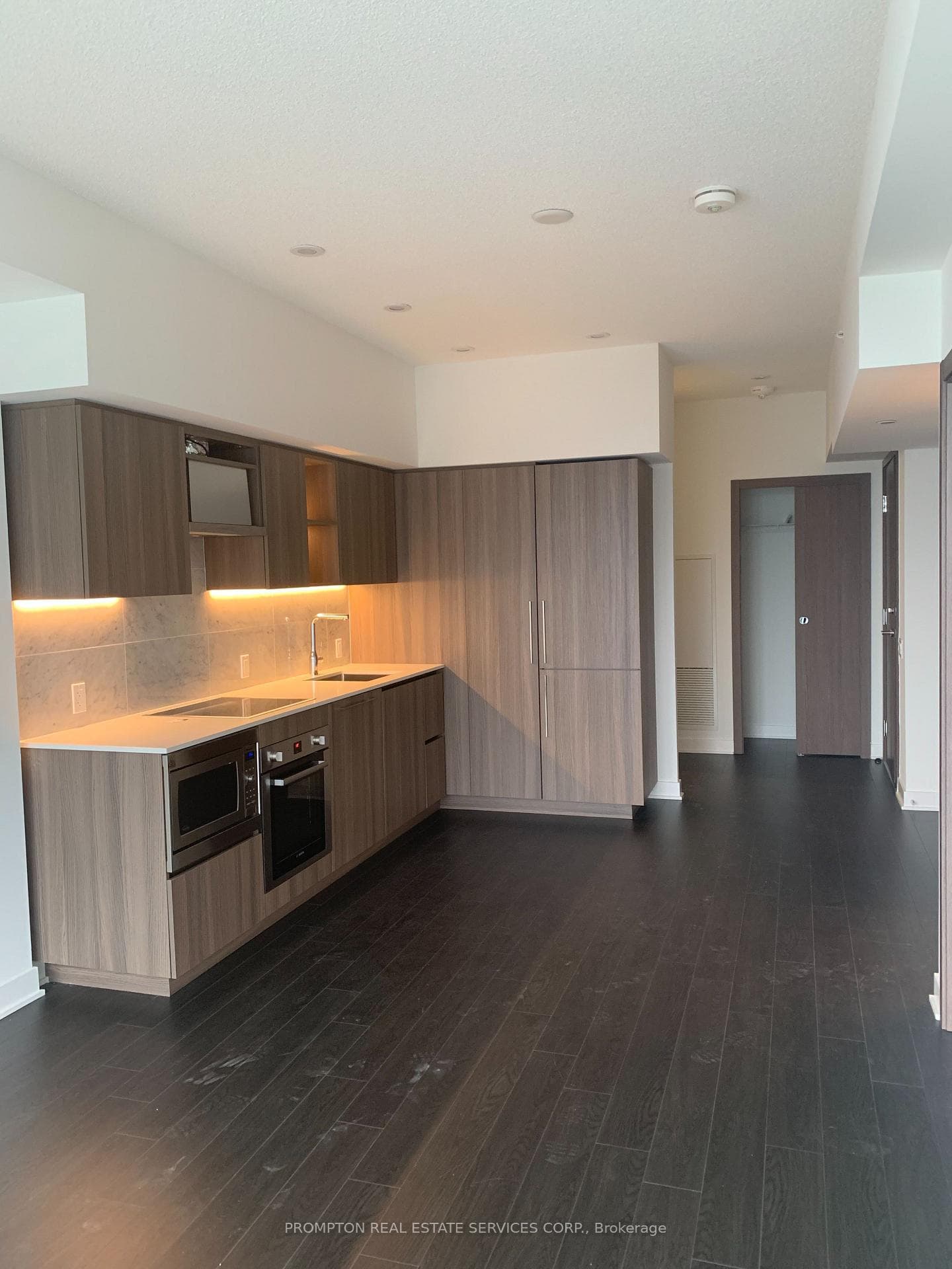 17 Bathurst Street Unit 4211 photo 6