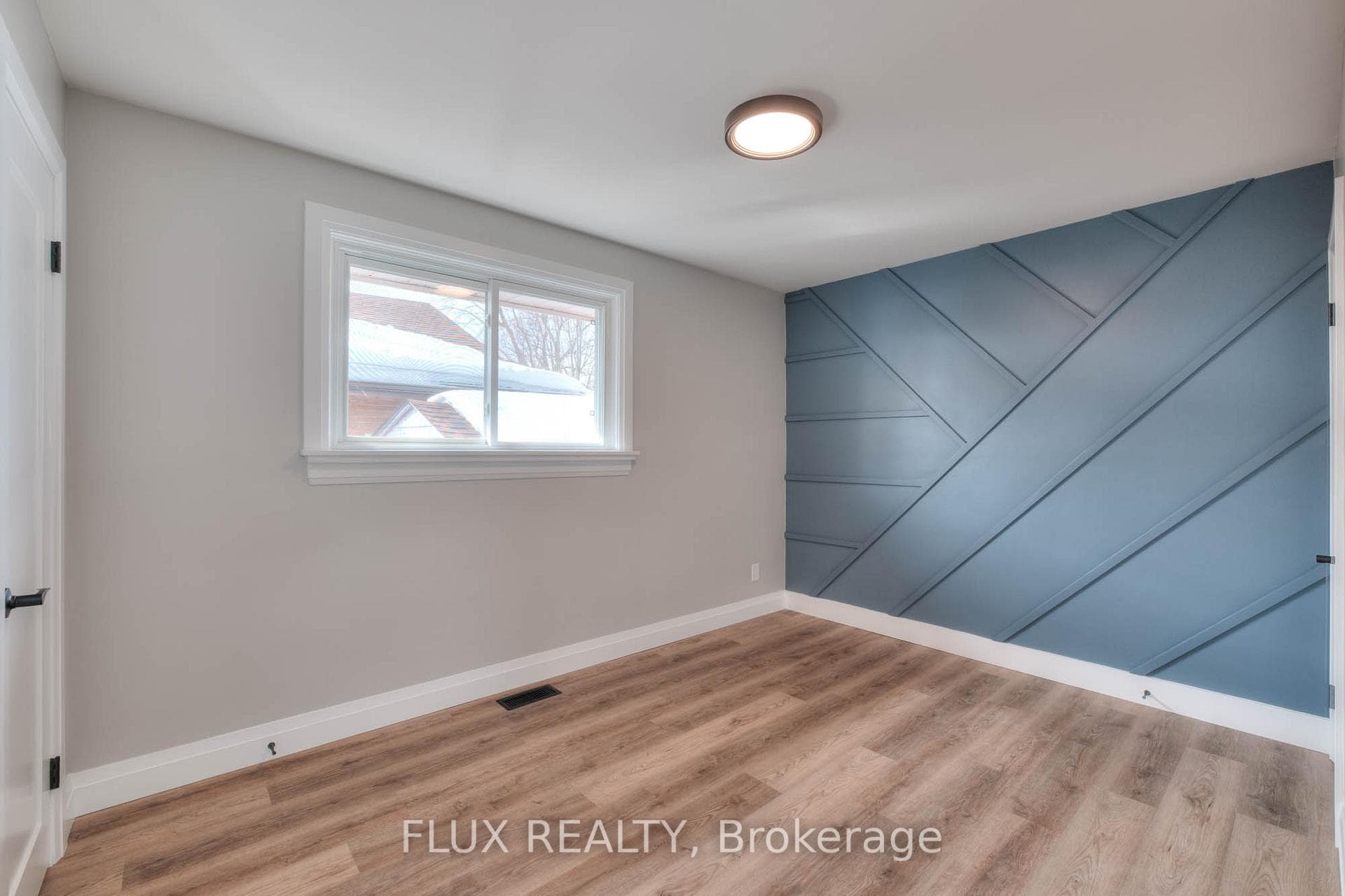 178 Glen Road photo 22