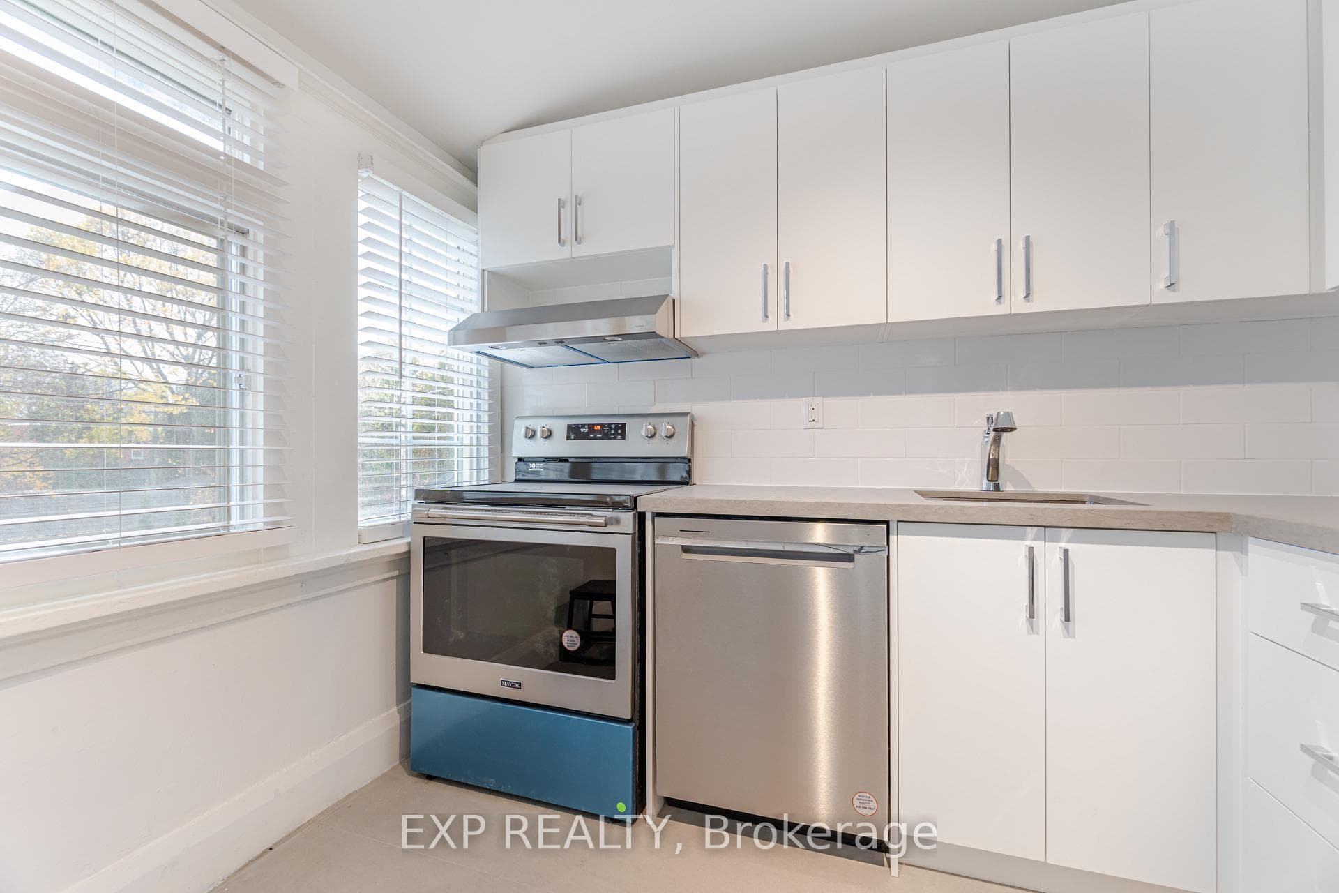 174 Evelyn Avenue Unit 2nd Fl photo 11
