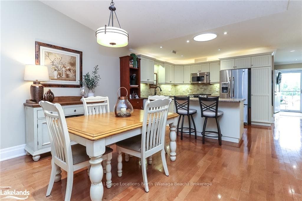 35 CHESTNUT Lane photo 21