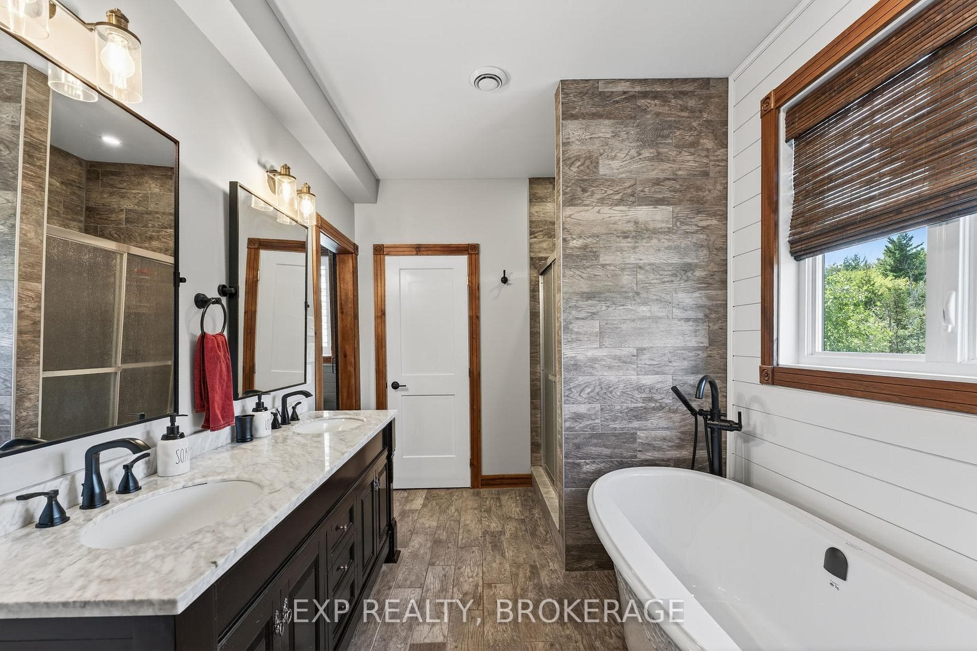 2334 Empey Road photo 20