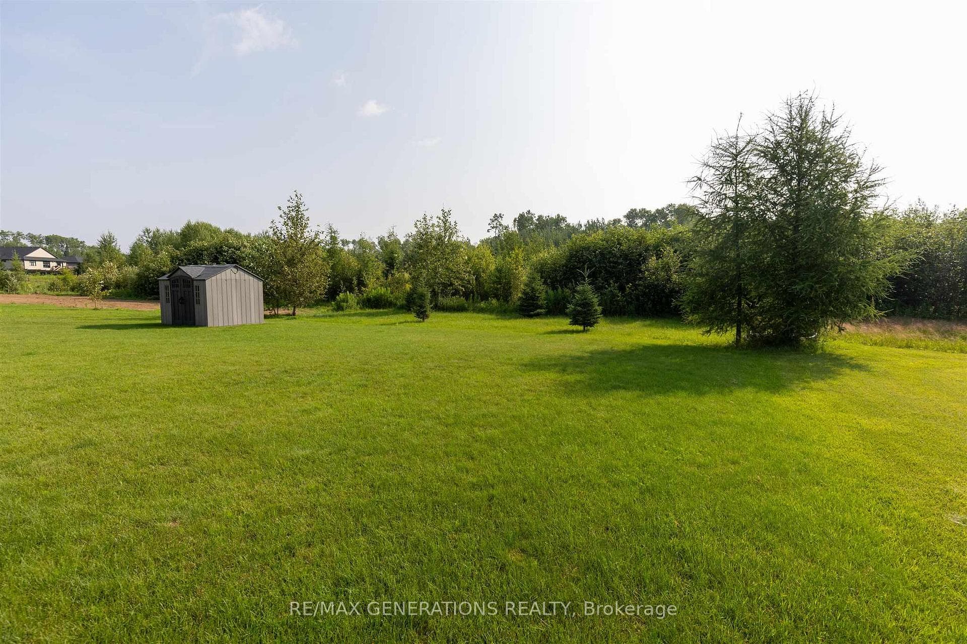 2752 King George's Park Drive photo 19