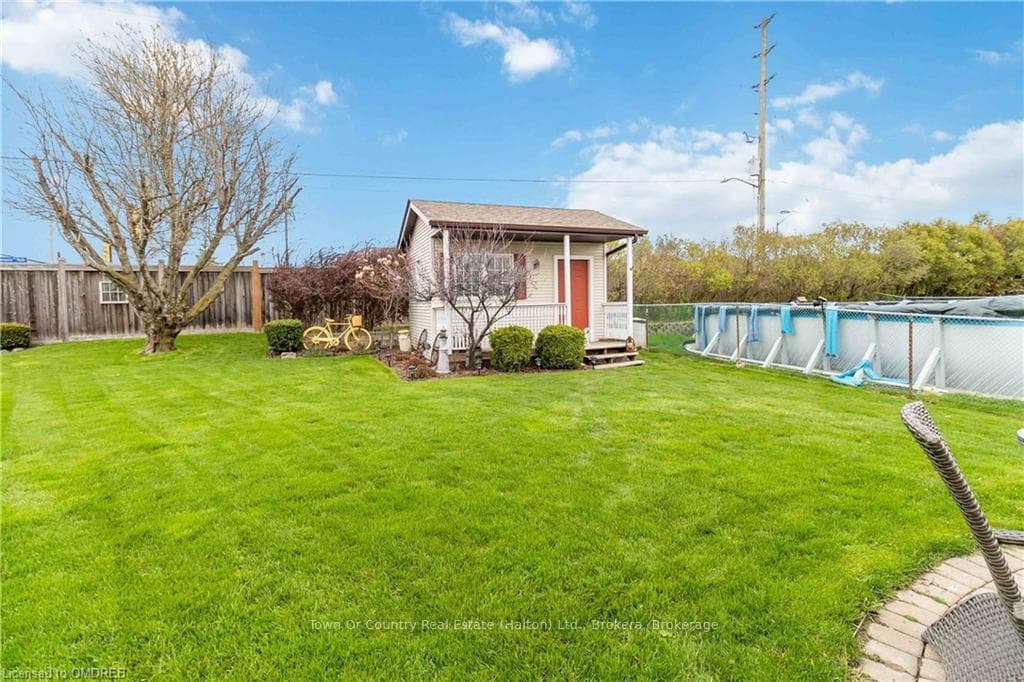 932 MAPLE Avenue photo 39