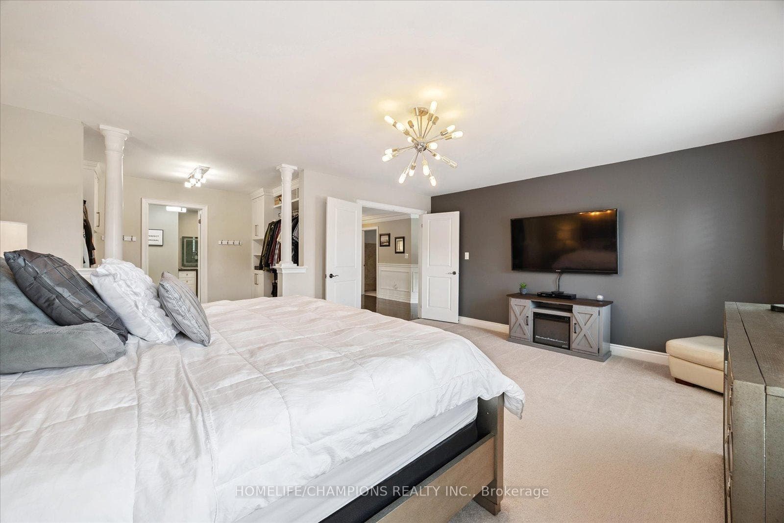 1612 Sandhurst Crescent photo 25