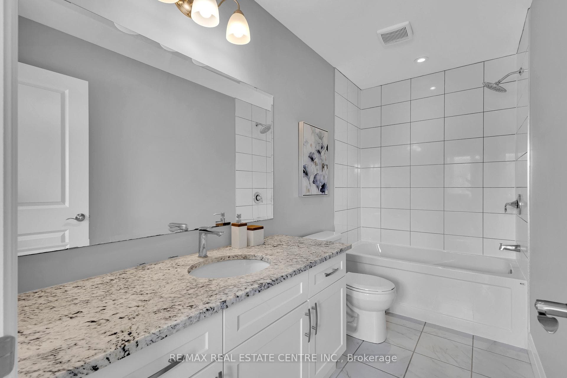 121 Hollybrook Trail photo 33