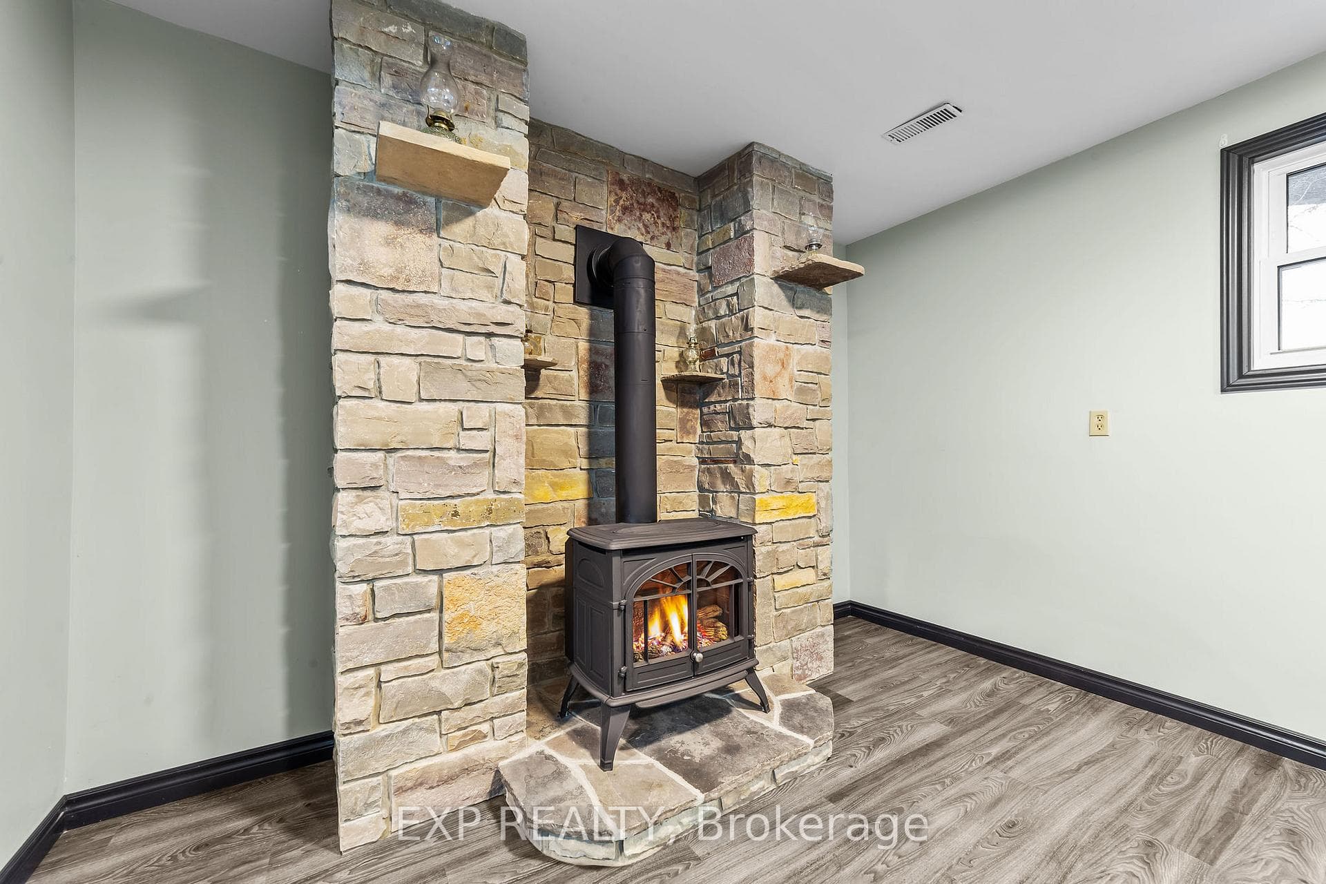9122 Parkhouse Drive photo 24