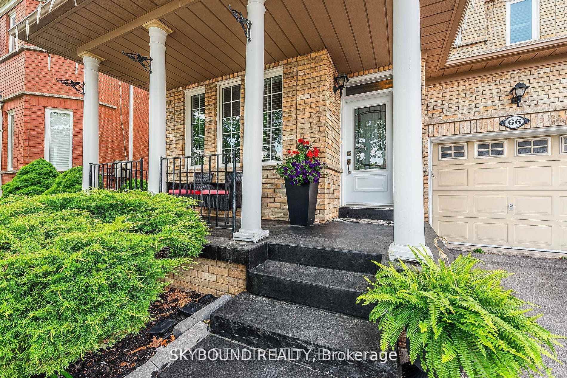 66 Skylark Drive photo 3